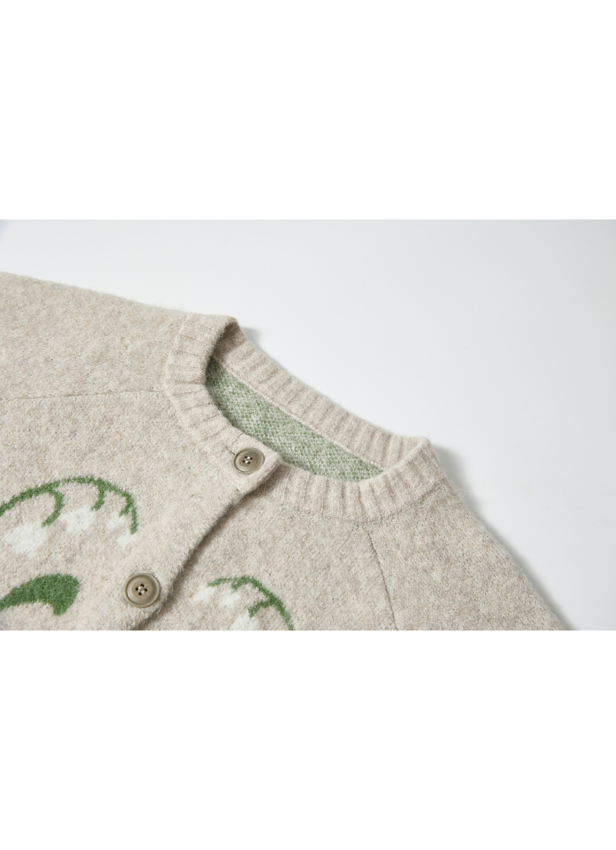 LILY PATTERN WARM CARDIGAN