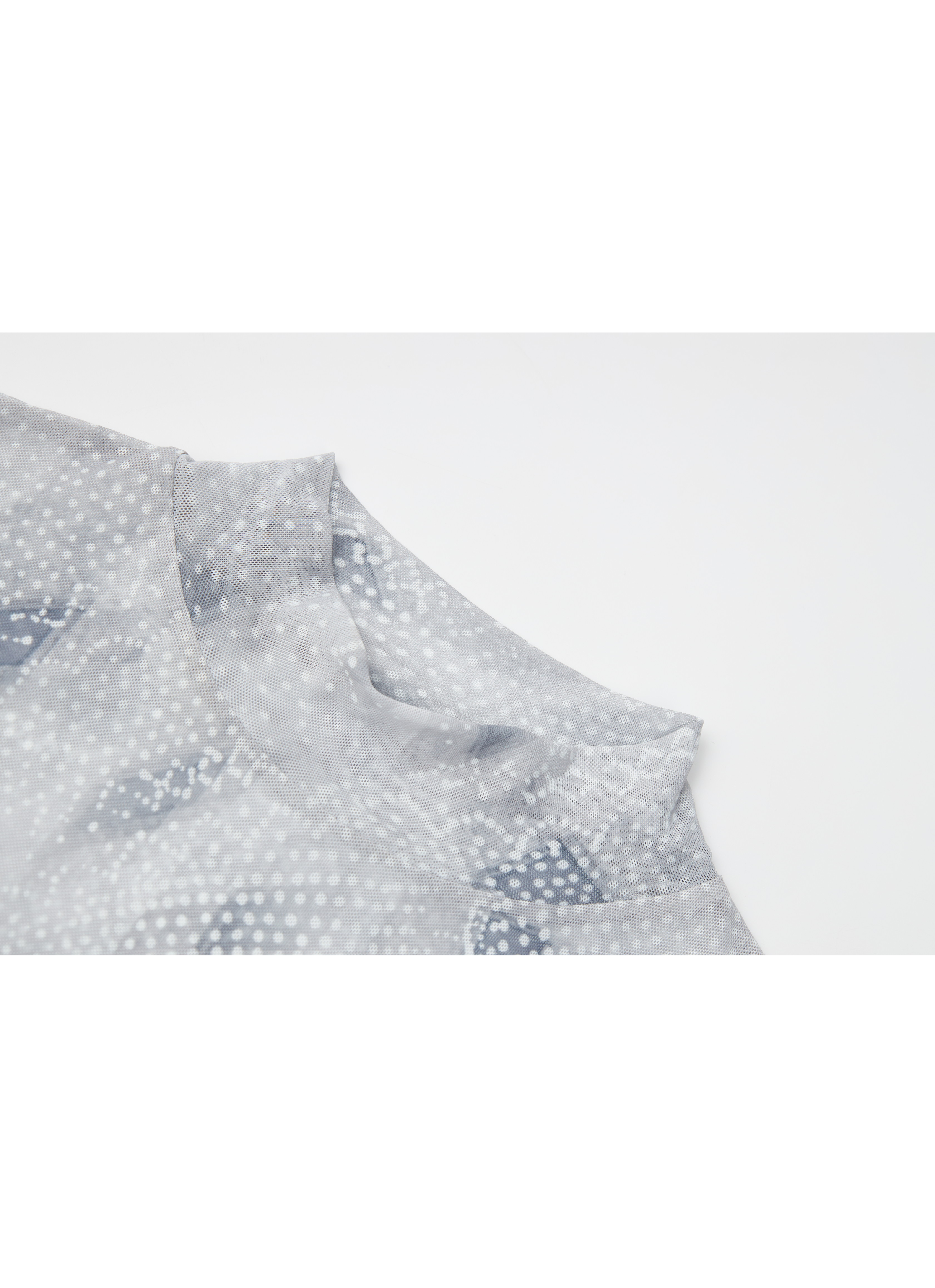 GRID DESIGN SHEER TOP / グリッドデザインシアートップ