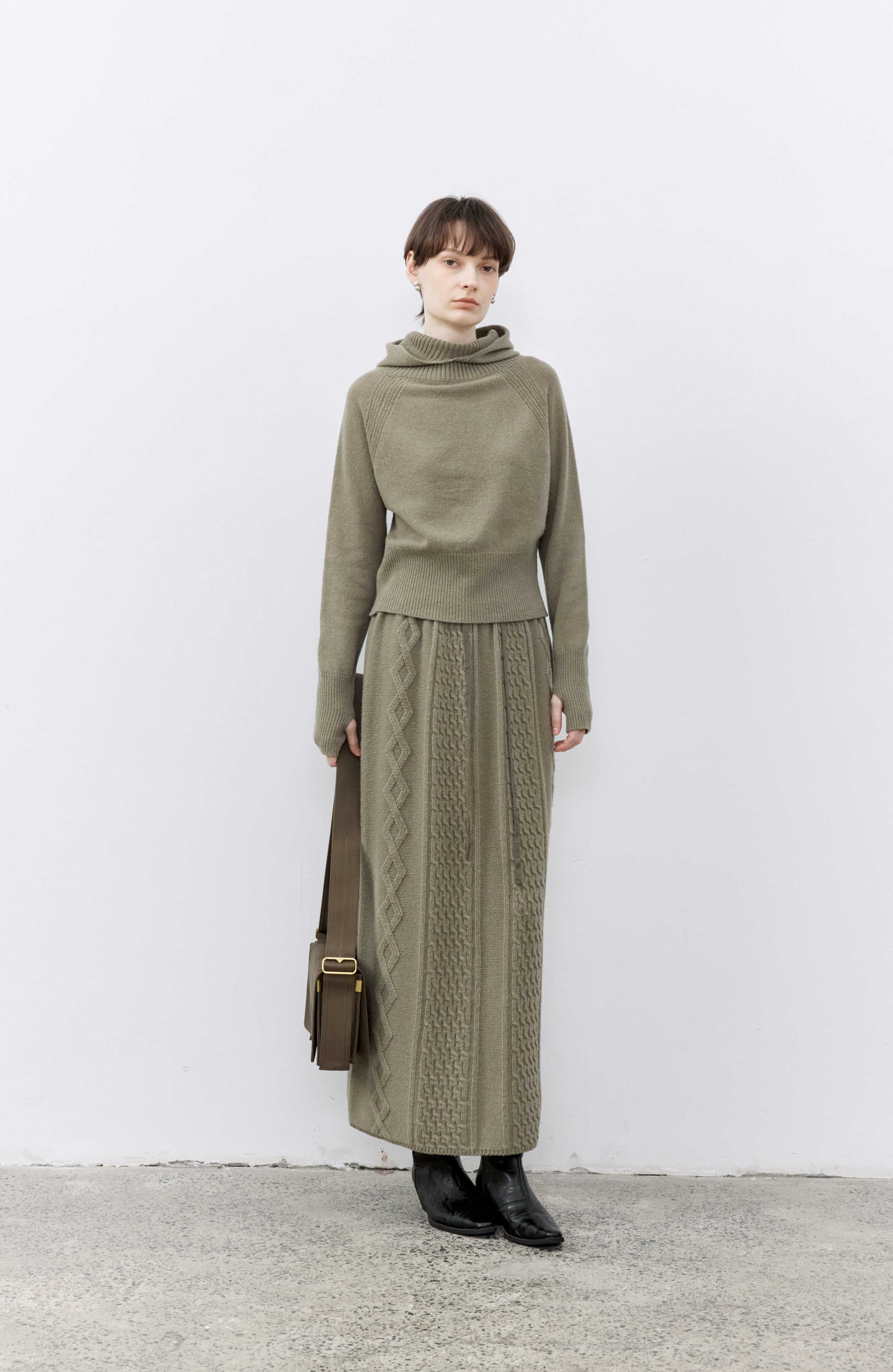 CABLE KNIT WOOL SKIRT