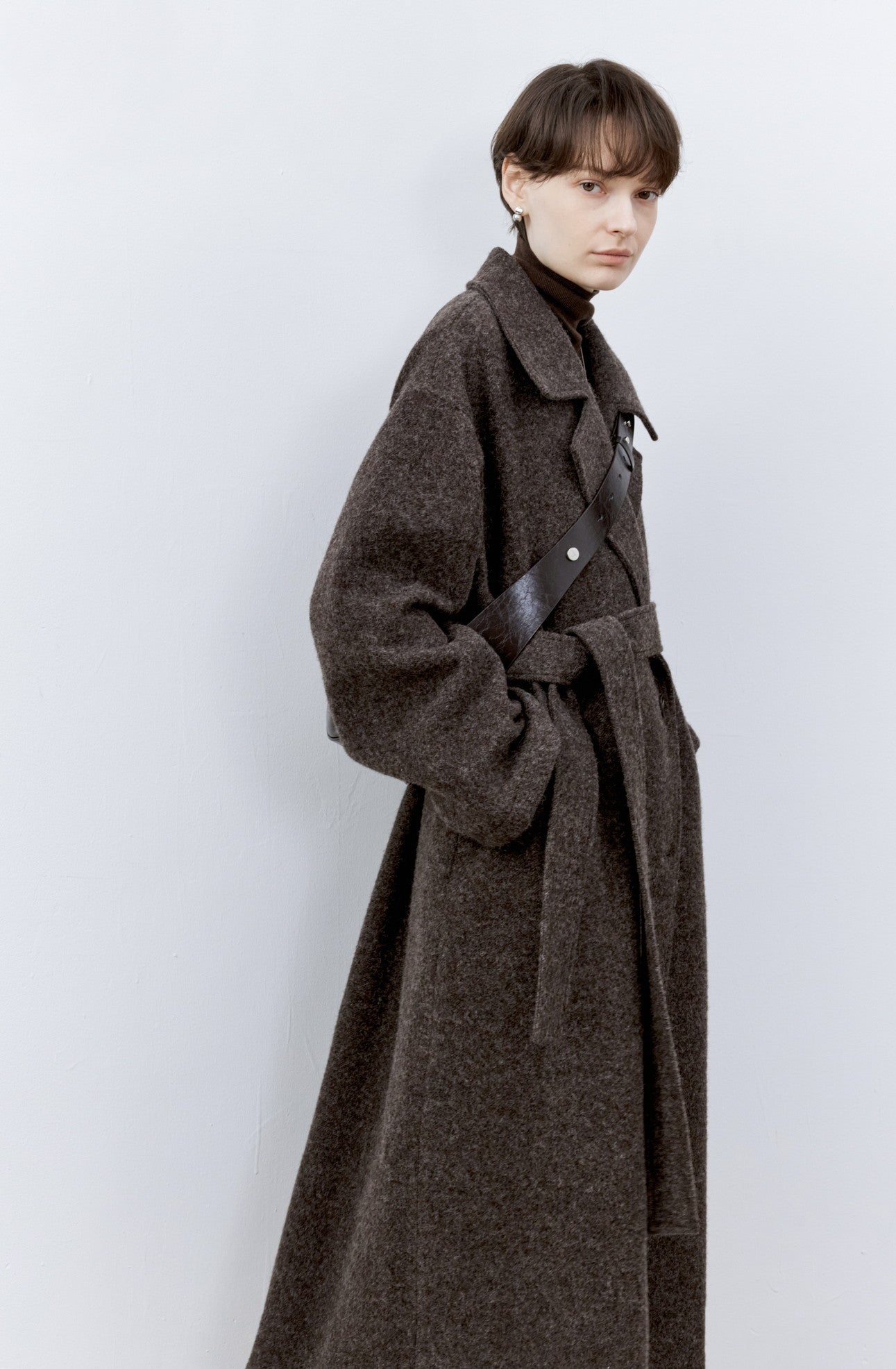 DUSTY LAPEL WOOL COAT