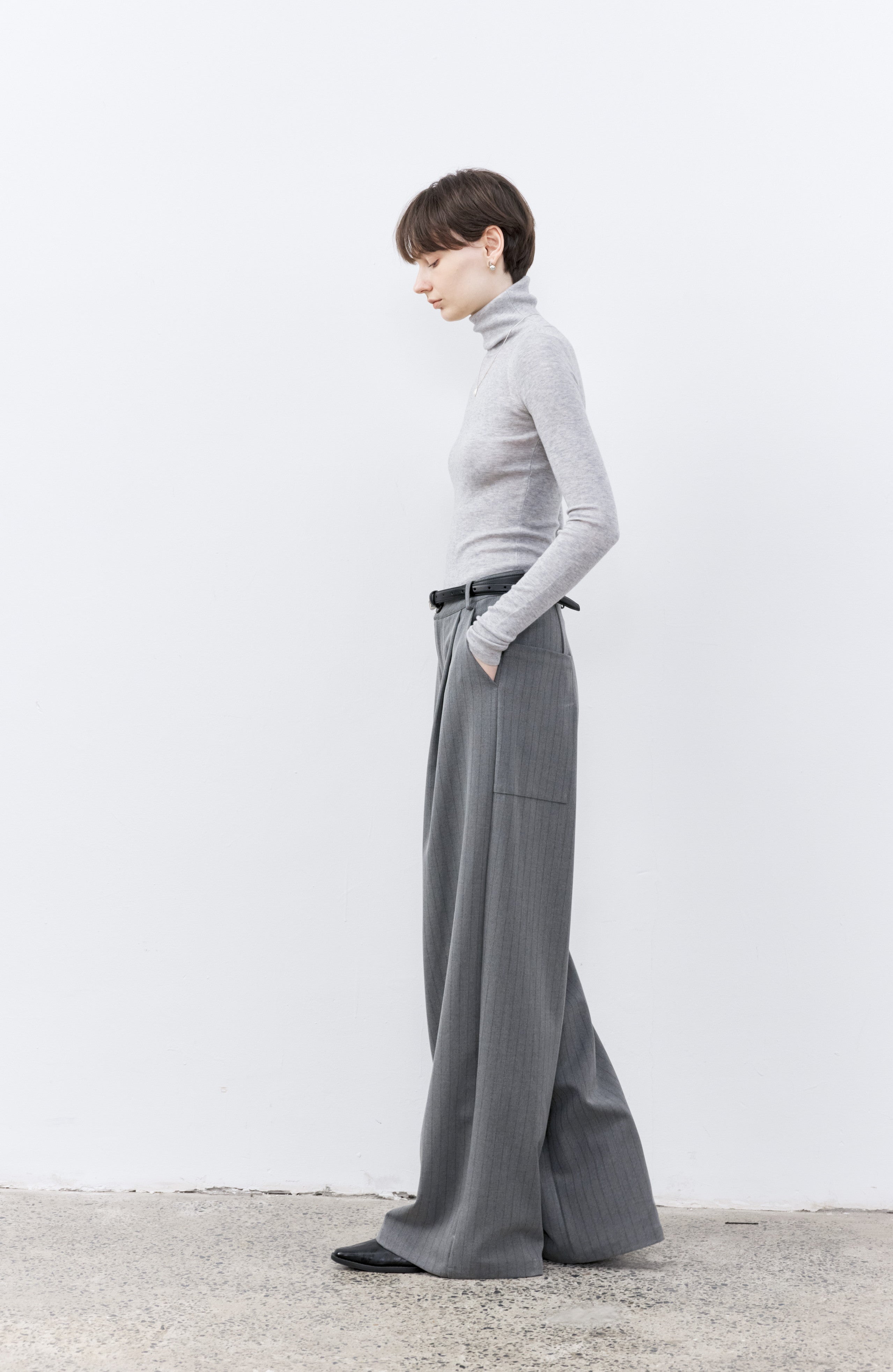 WIDE DRAPE STRIPED PANTS / ワイドドレープストライプパンツ