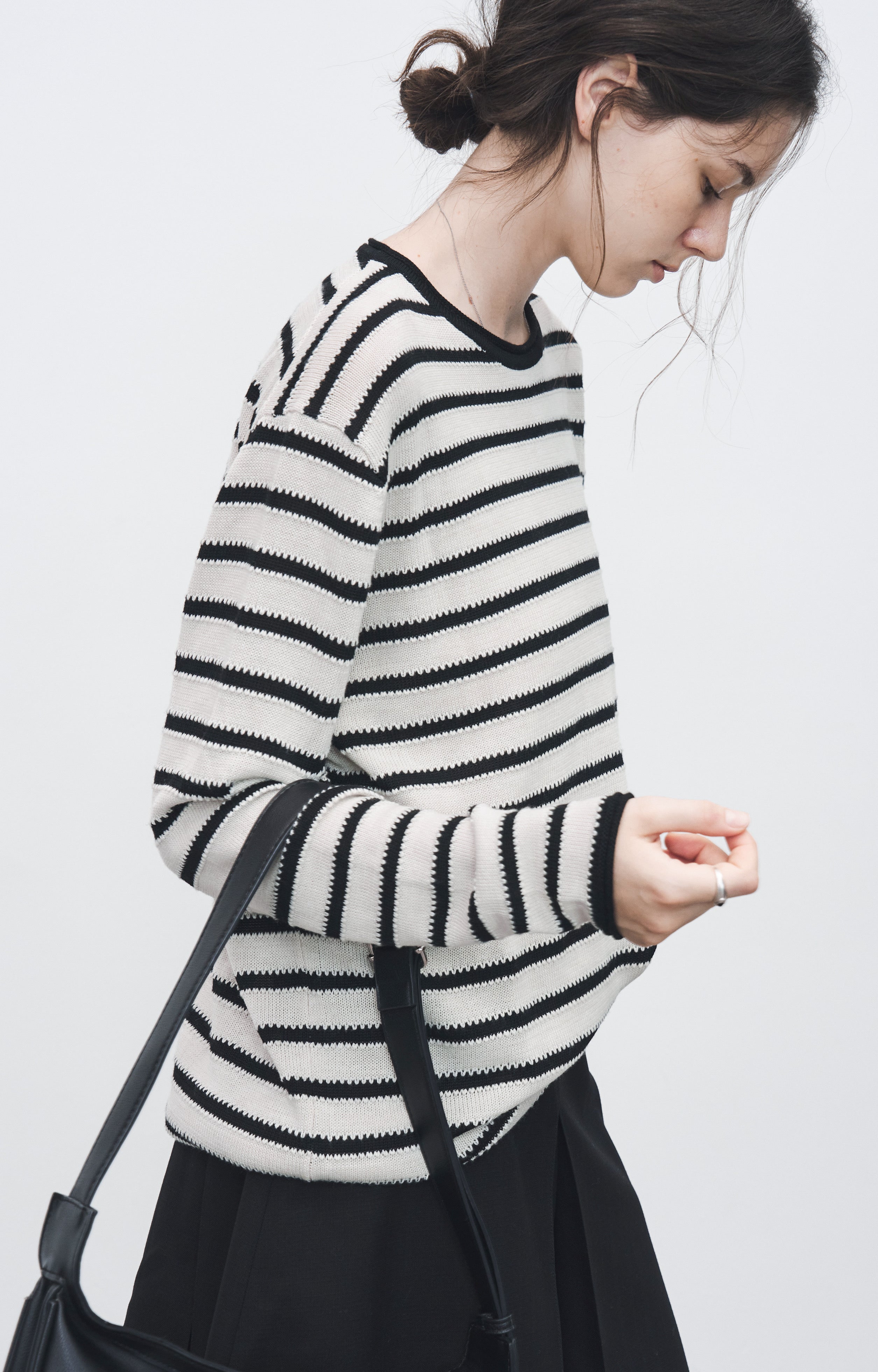 FULL STRIPE LOOSE SWEATER