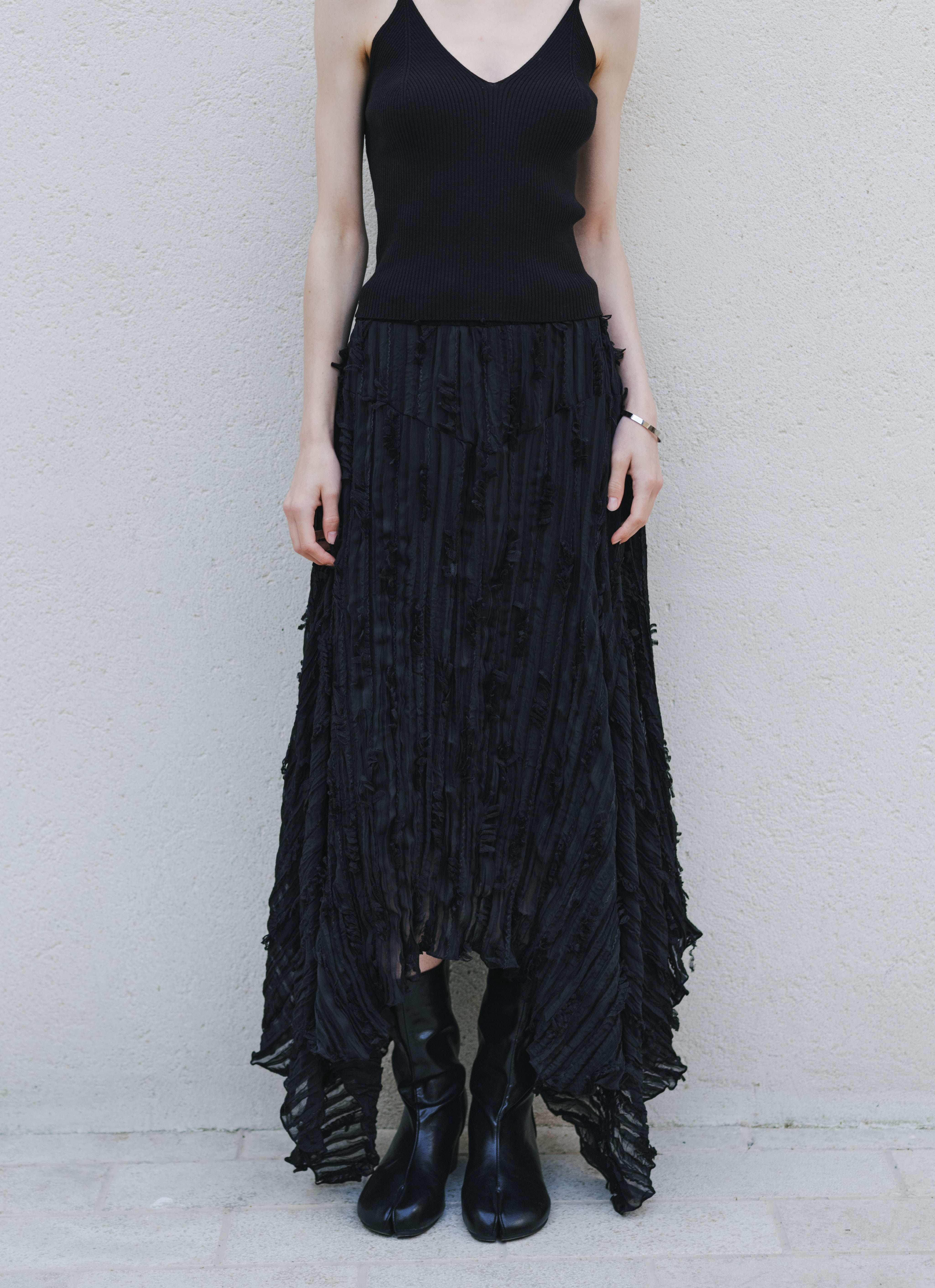 FEATHER TOUCH DESIGN SKIRT