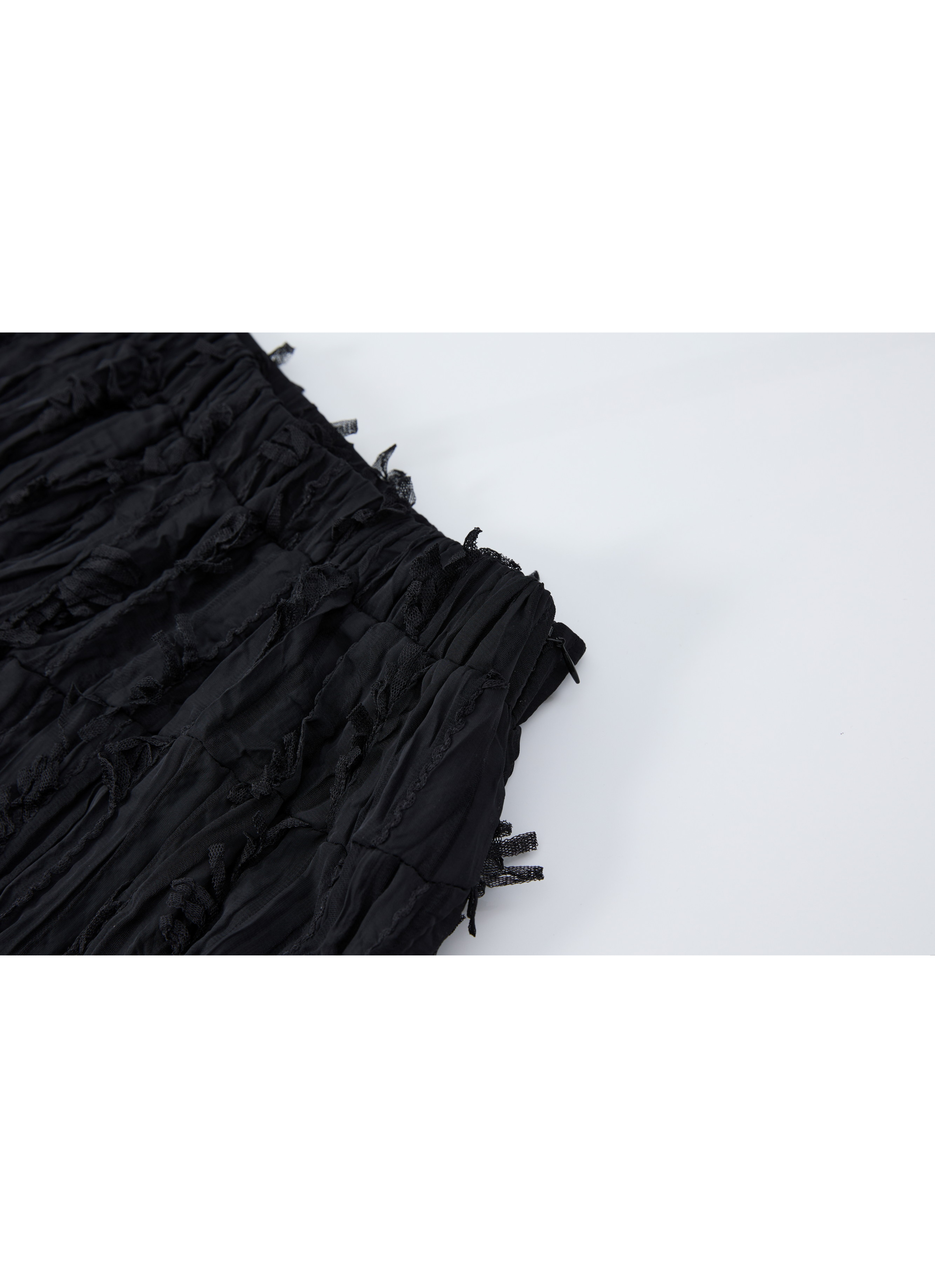 FEATHER TOUCH DESIGN SKIRT
