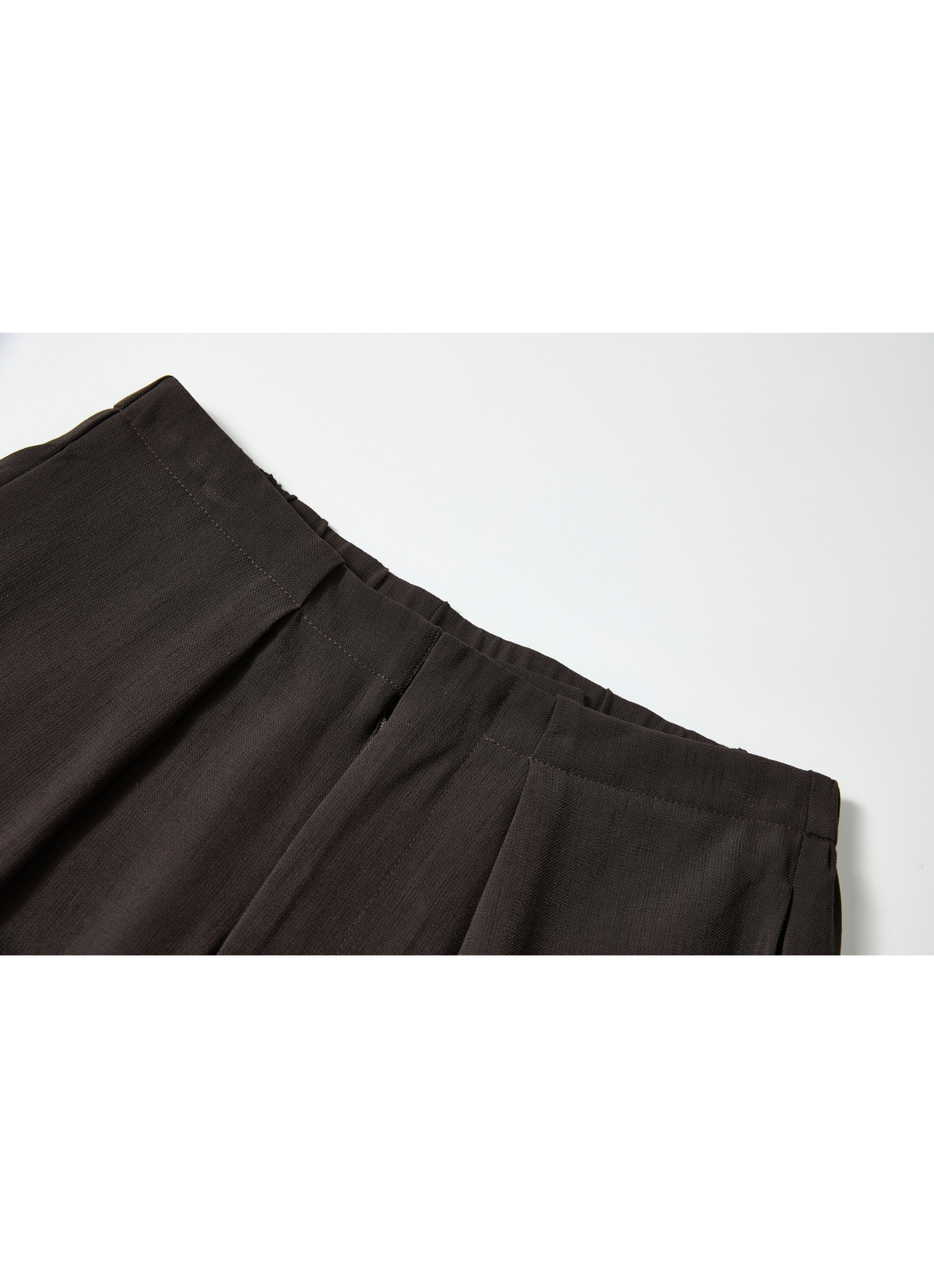 TUCK HEM DRAPE SLACKS