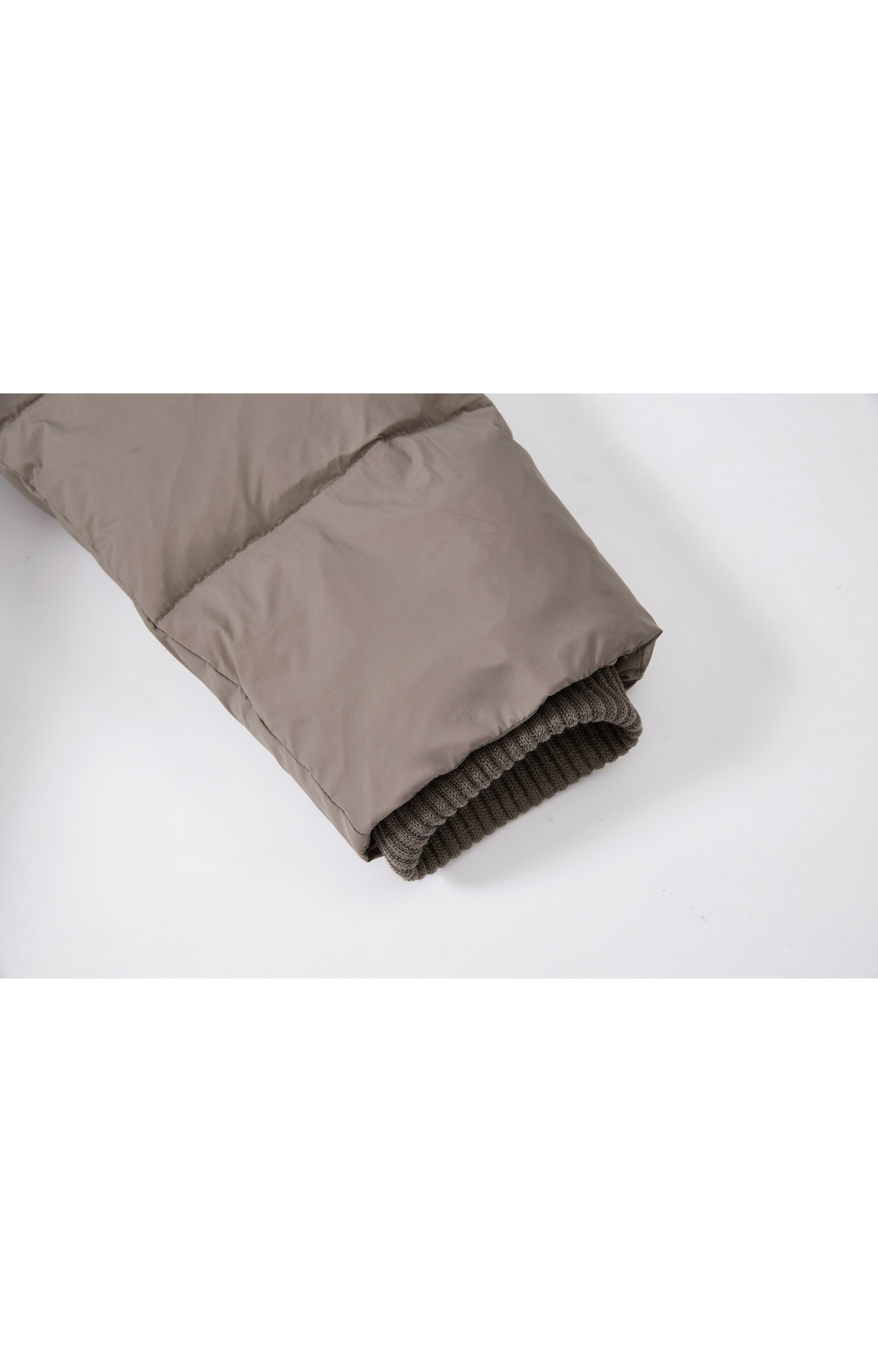 HOODED VOLUME MIDI DOWN / フードボリュームミドルダウン