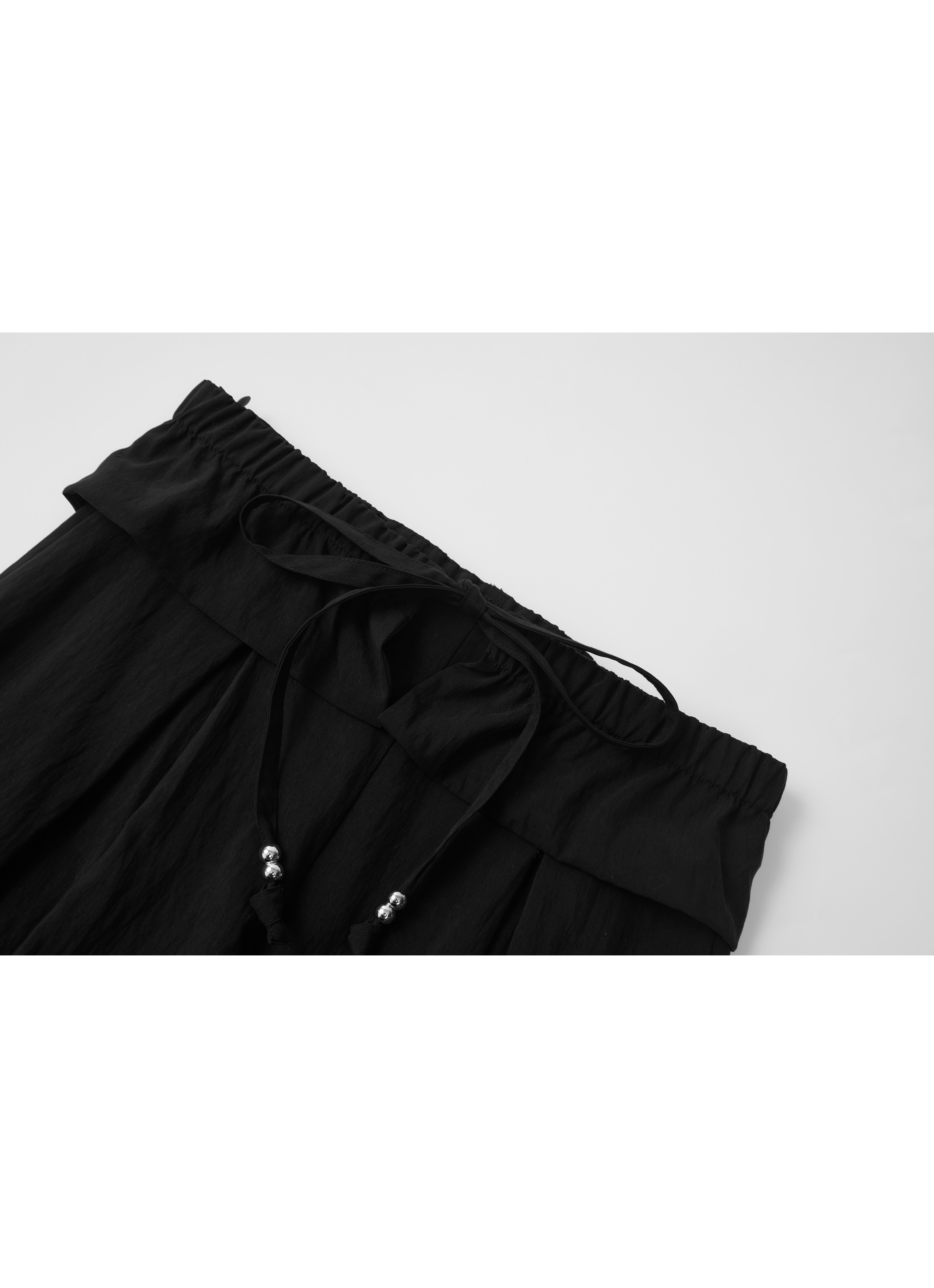 PLEATS WAIST DRAPE PANTS / 플리츠 웨스트 드레이프 팬츠