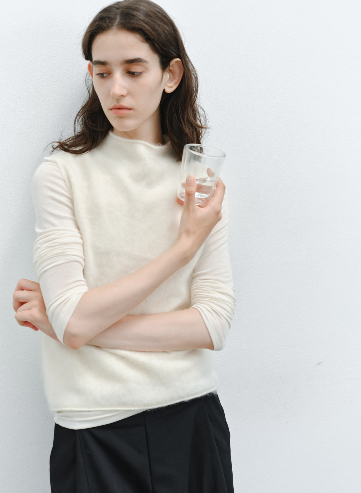 ROLL HEM SLEEVELESS WOOL TOP