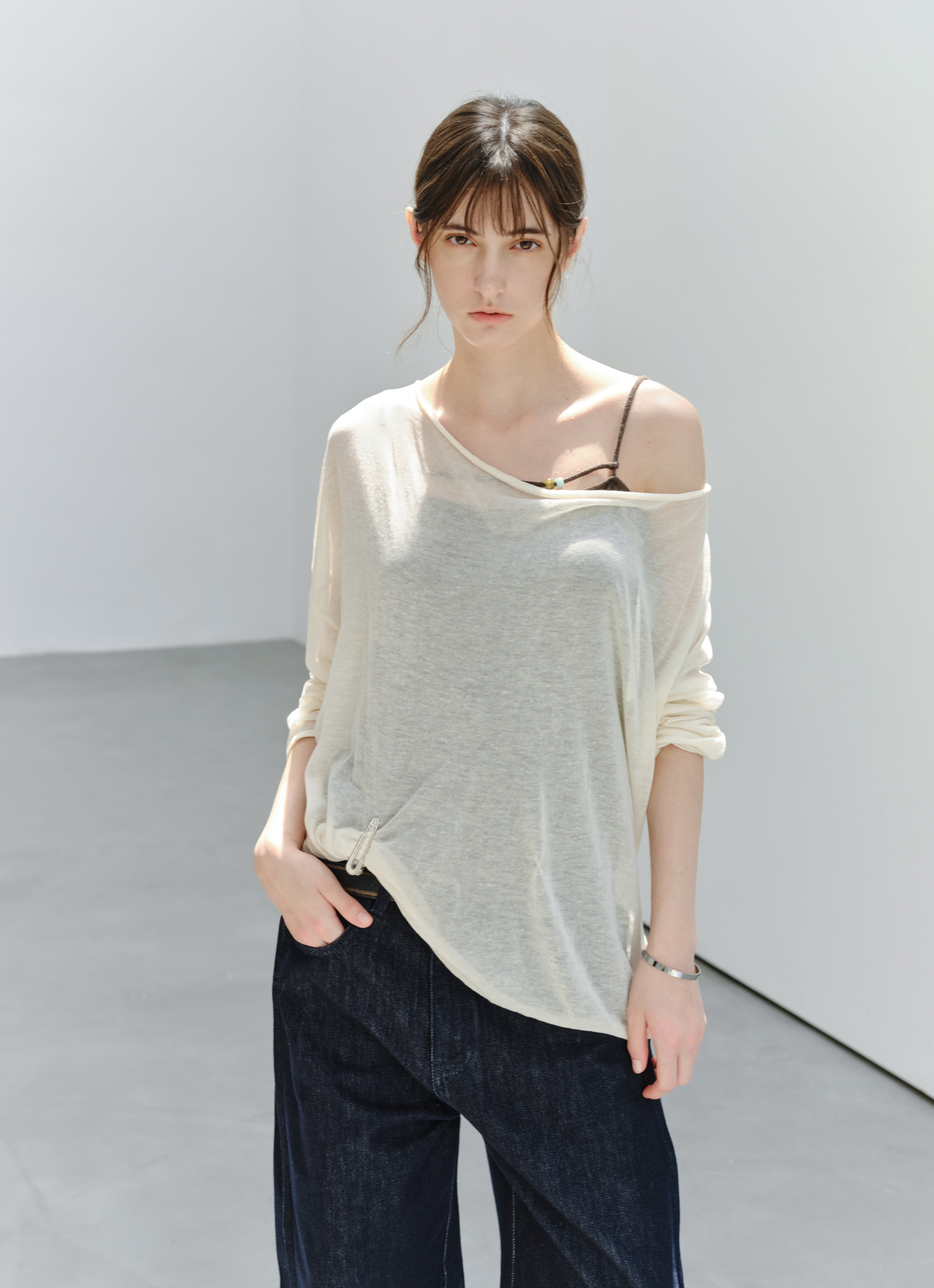 SHEER DRAPE SOFT TOP