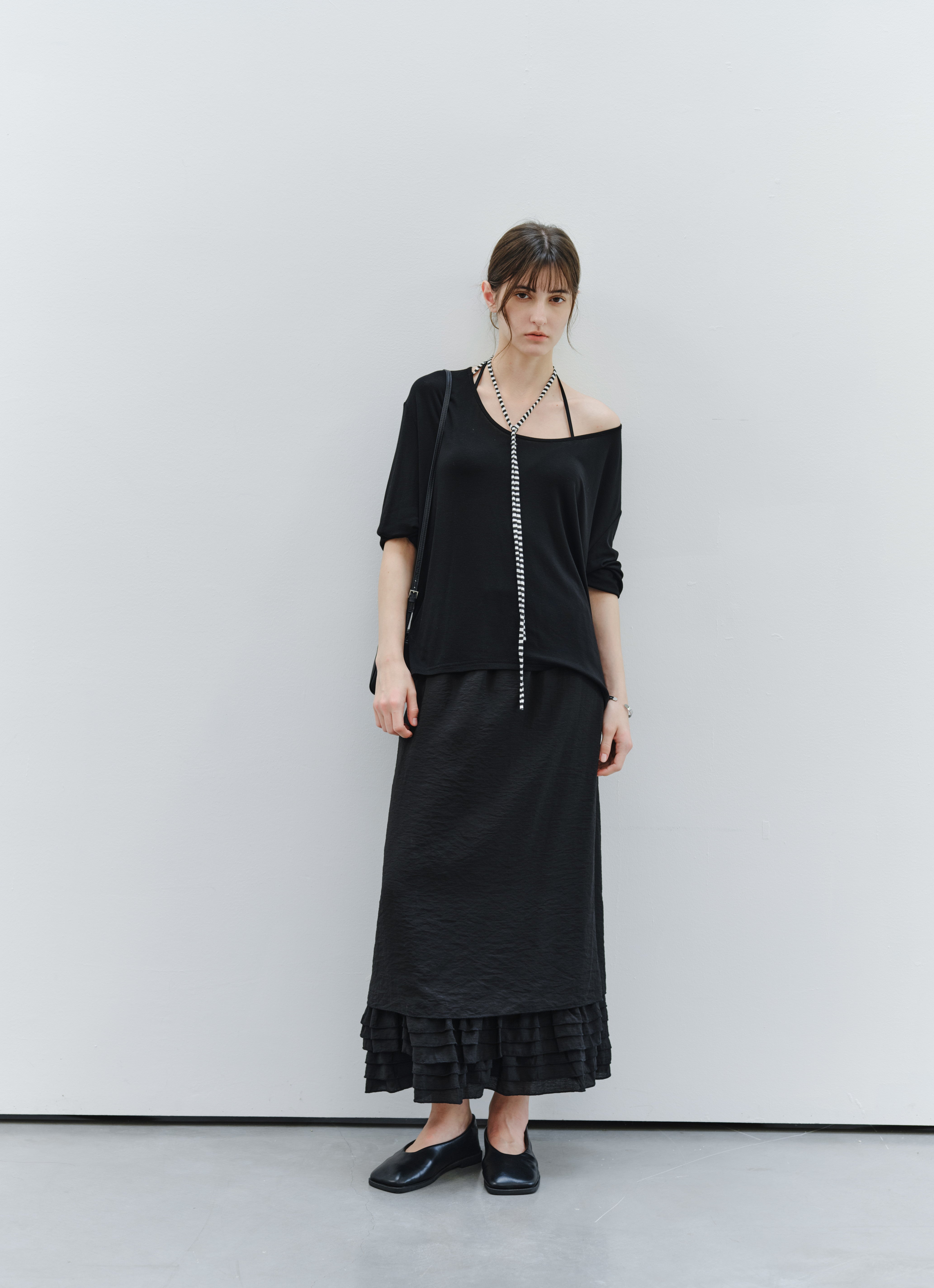 LACE HEM STRAIGHT SKIRT