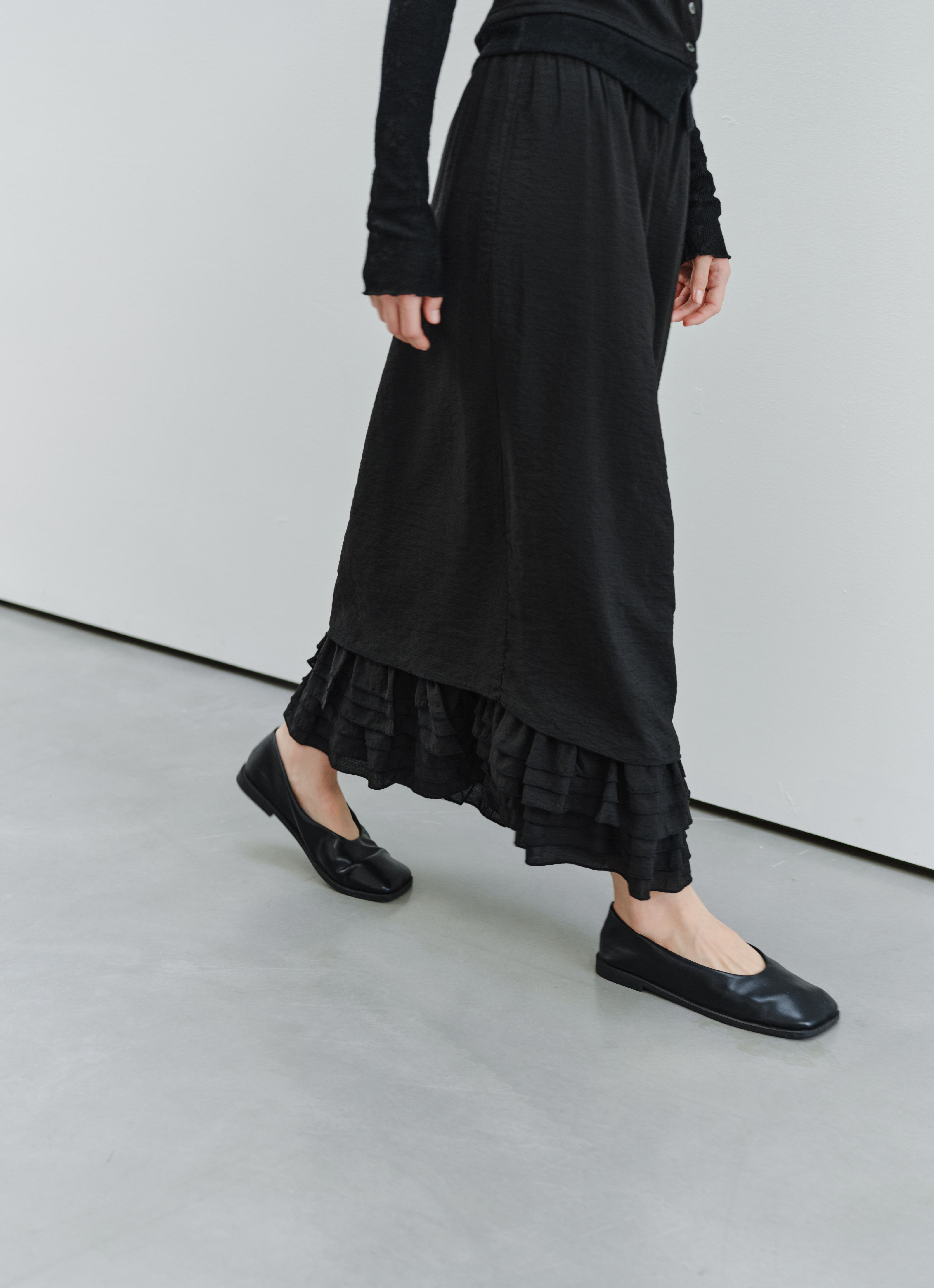 LACE HEM STRAIGHT SKIRT