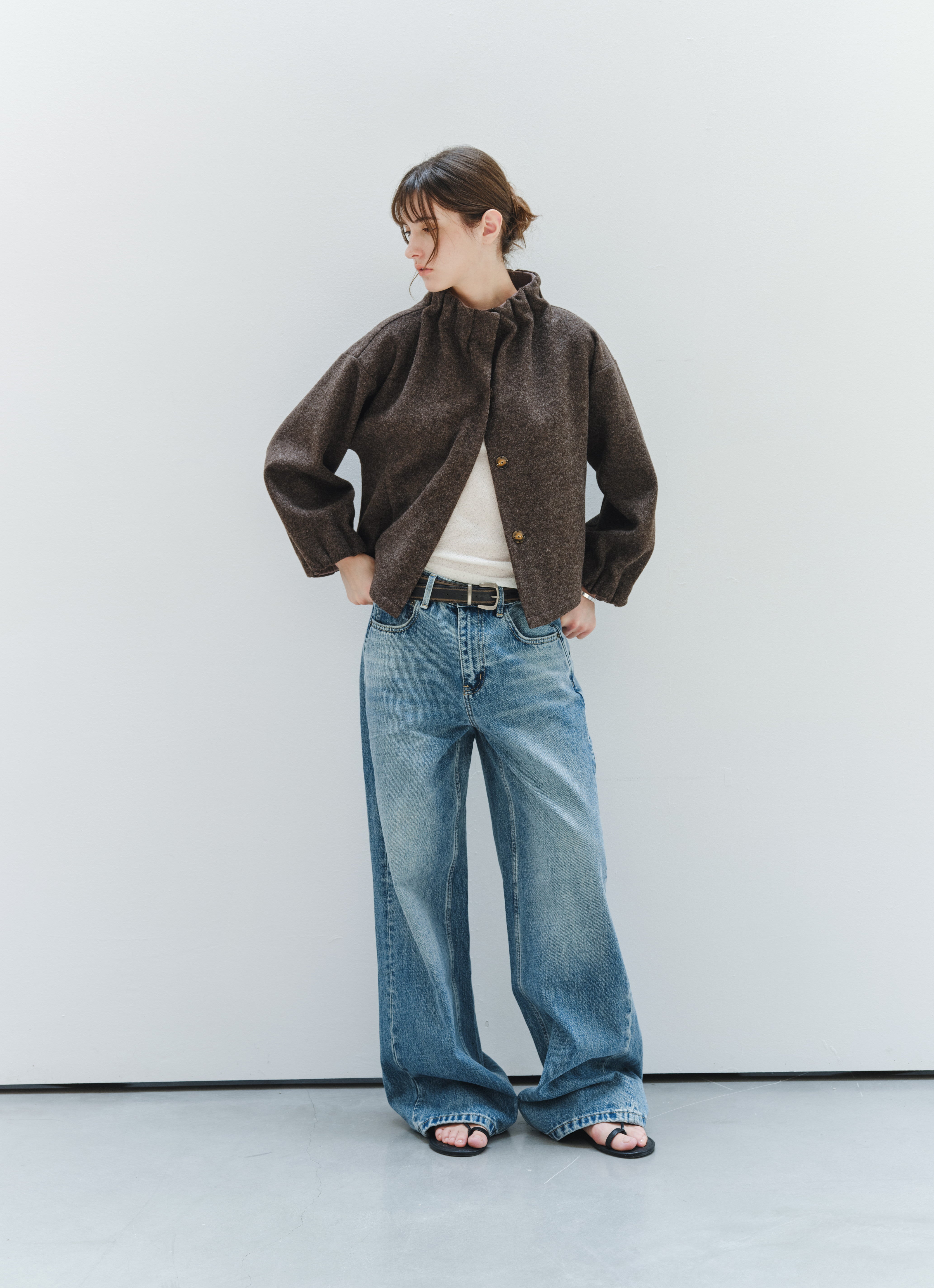 WASHED BLUE BASIC JEANS