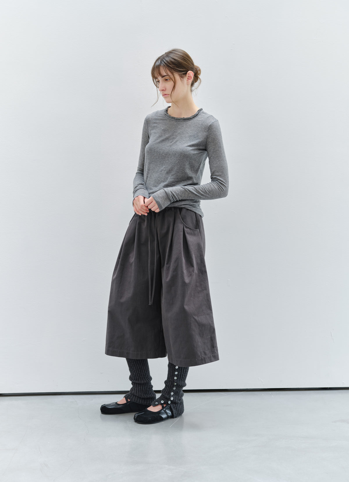 WIDE TACK HALF PANTS
