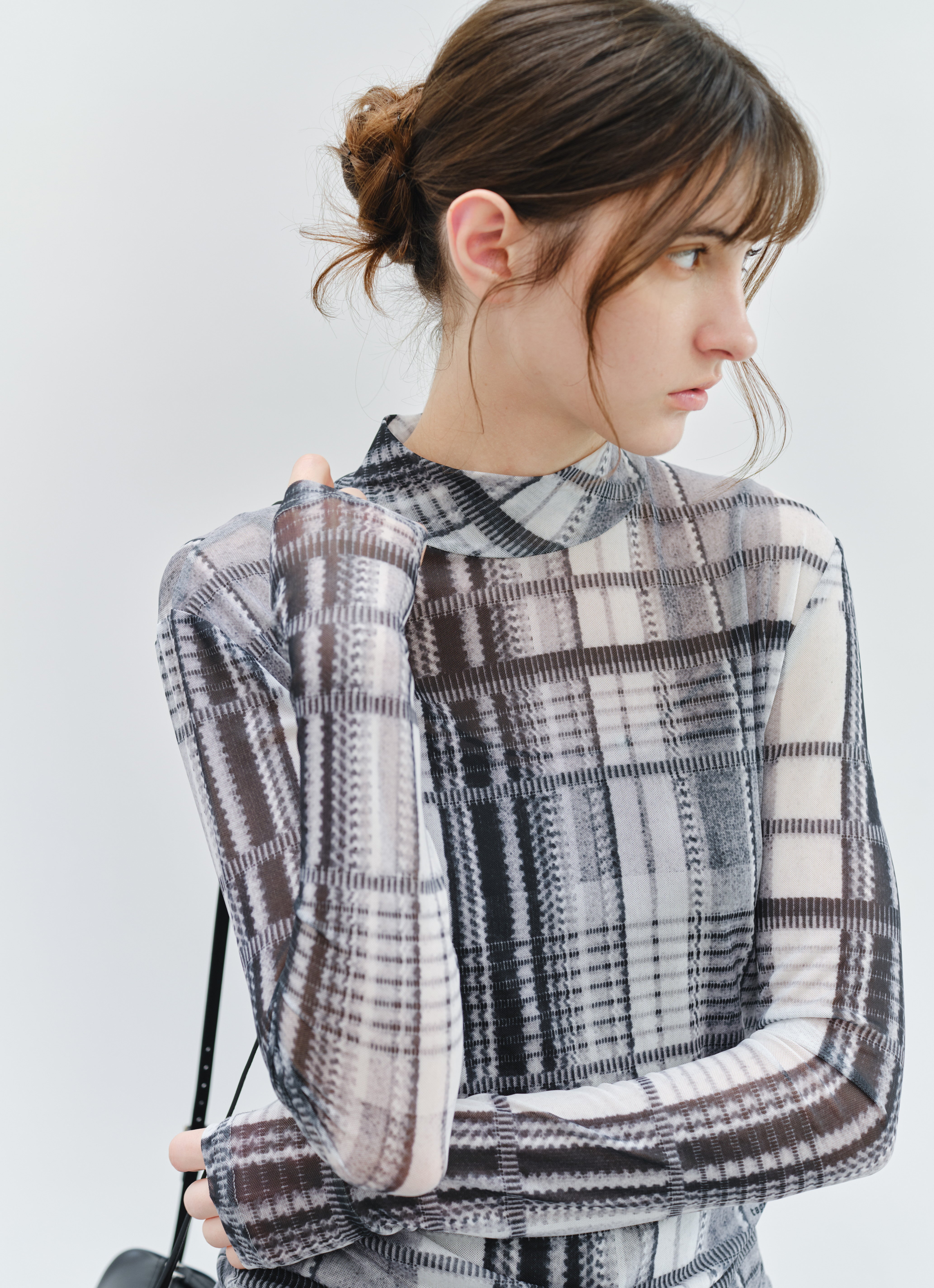 WAVE CHECK SHEER TOP