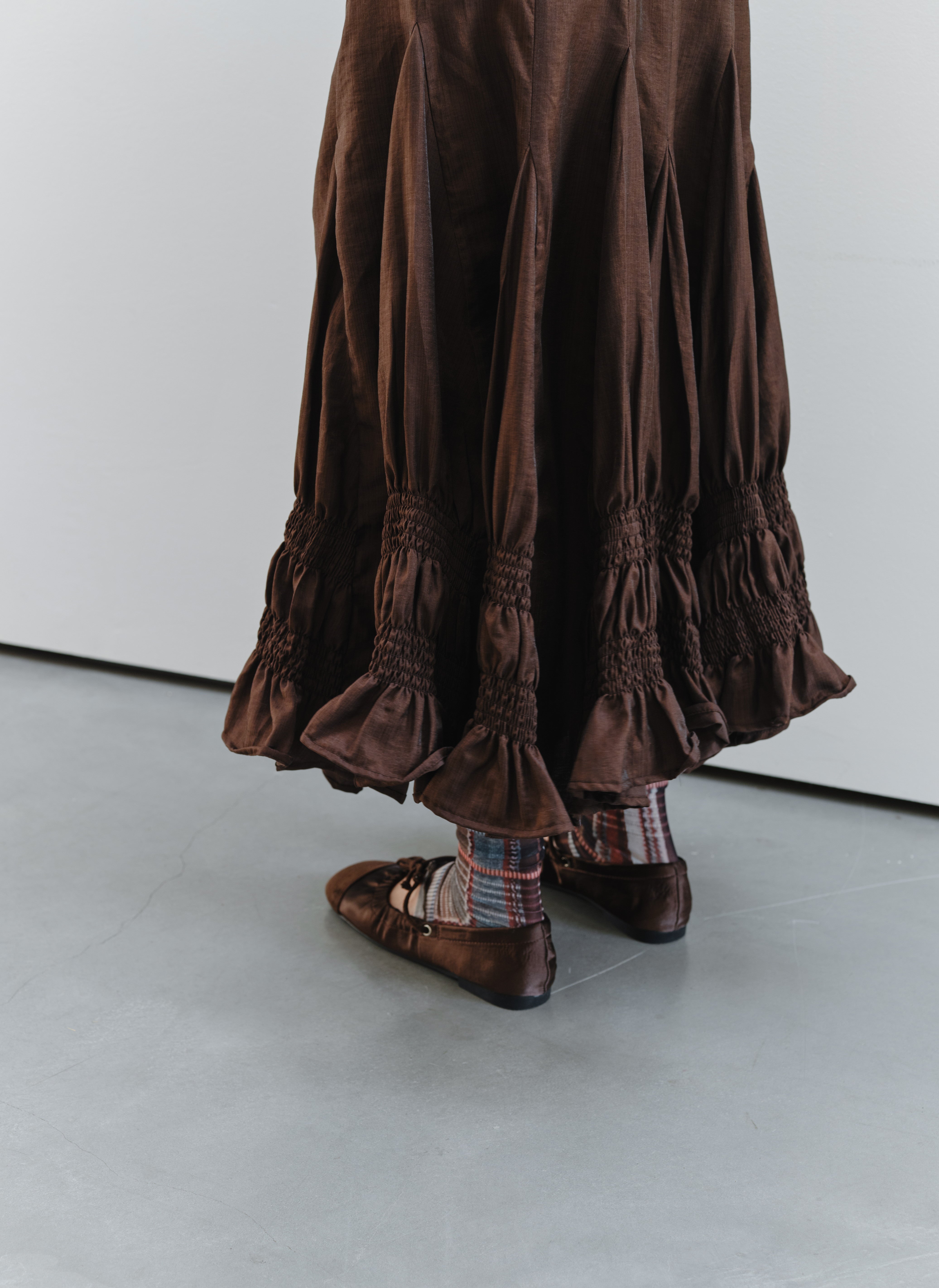GATHER RUFFLE DESIGN SKIRT