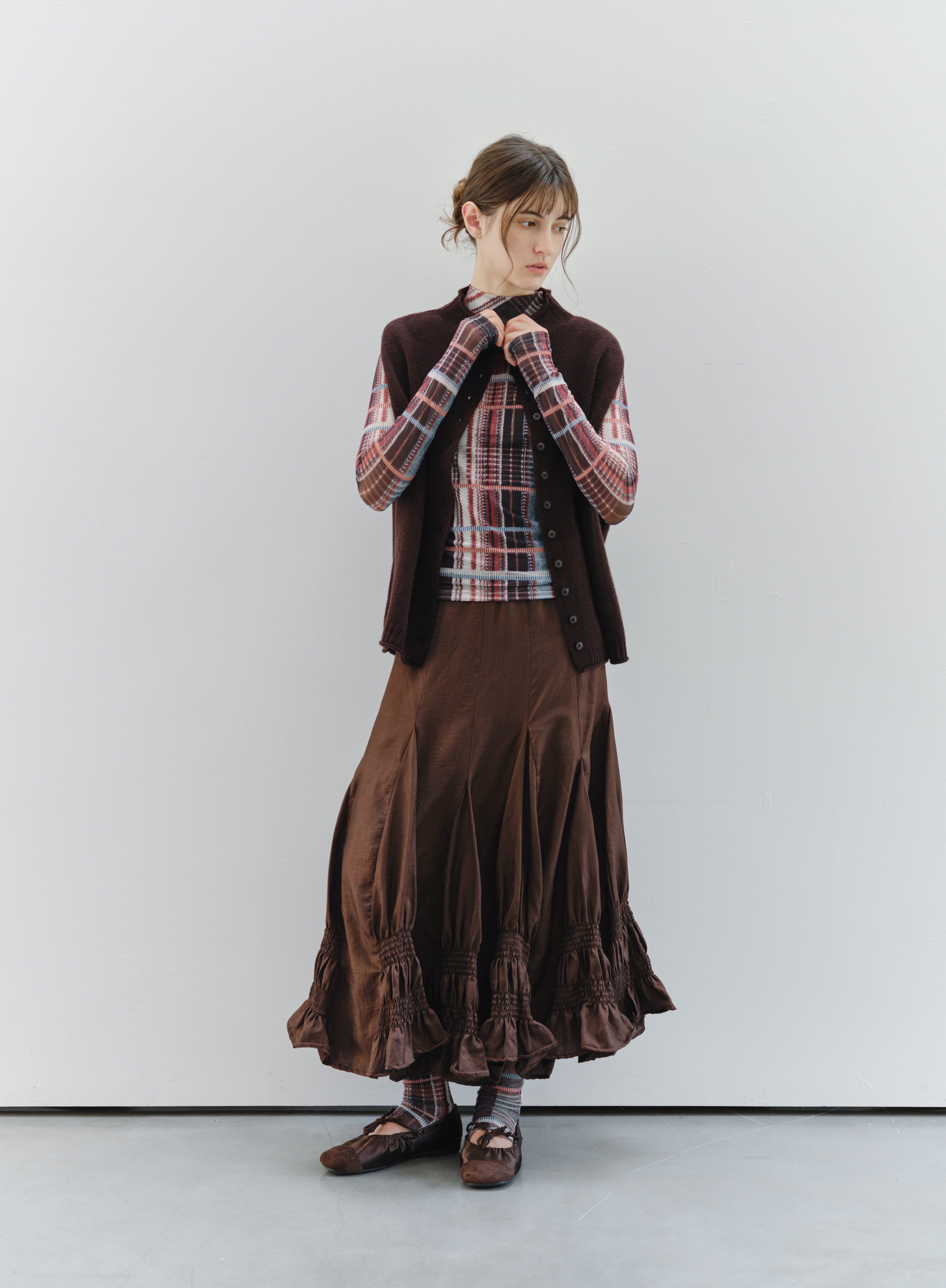 GATHER RUFFLE DESIGN SKIRT