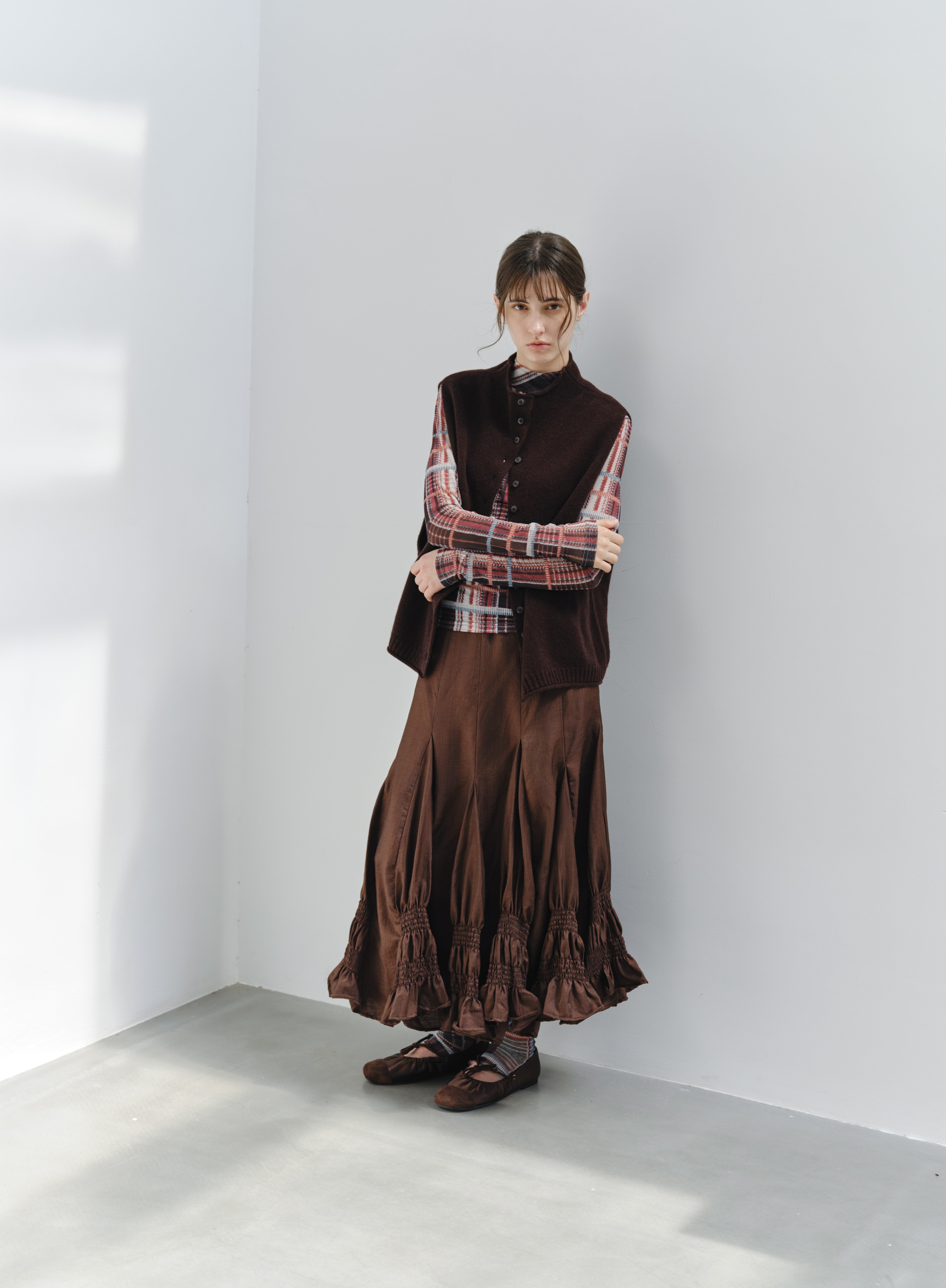 GATHER RUFFLE DESIGN SKIRT