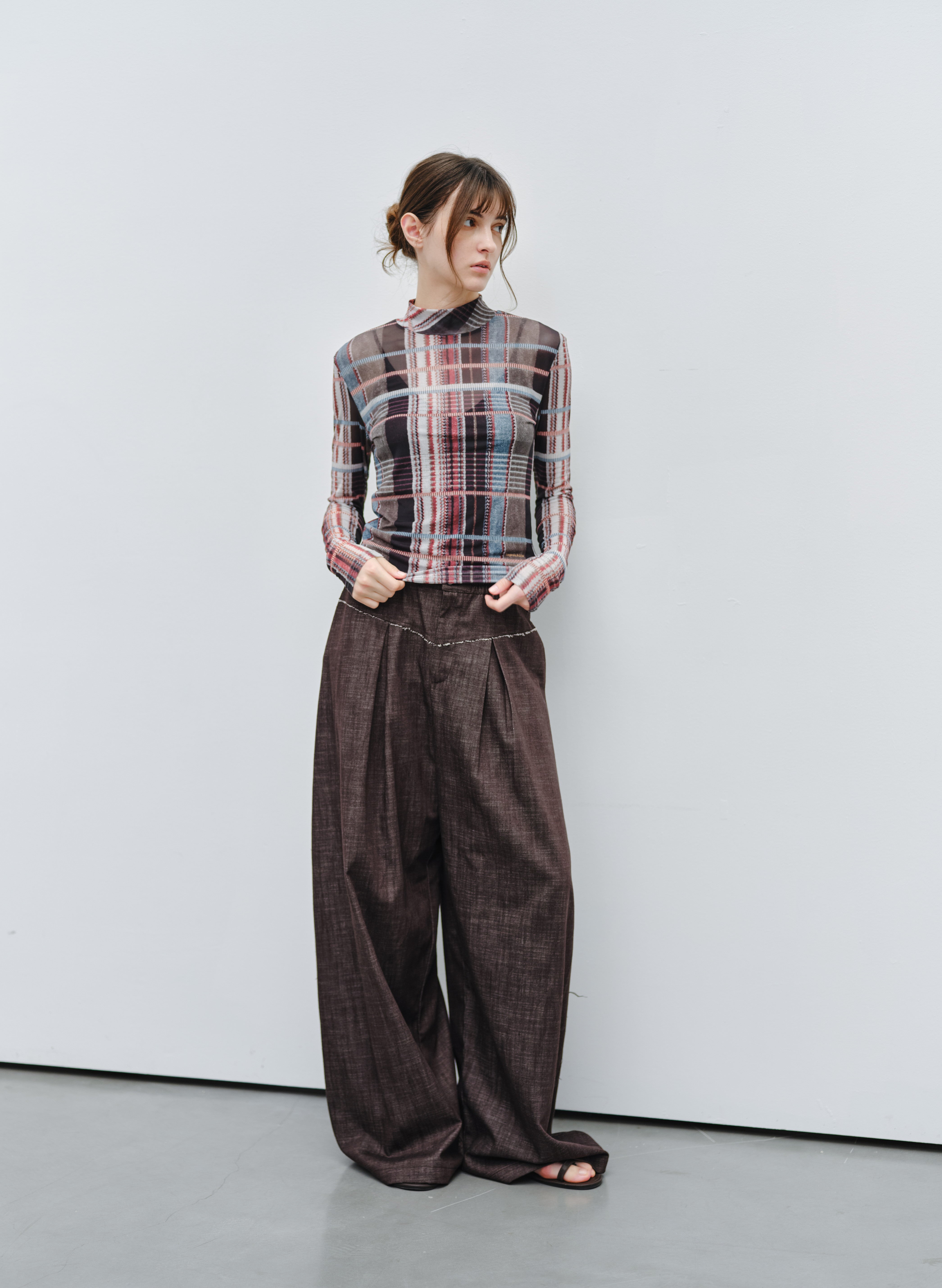 WAVE CHECK SHEER TOP
