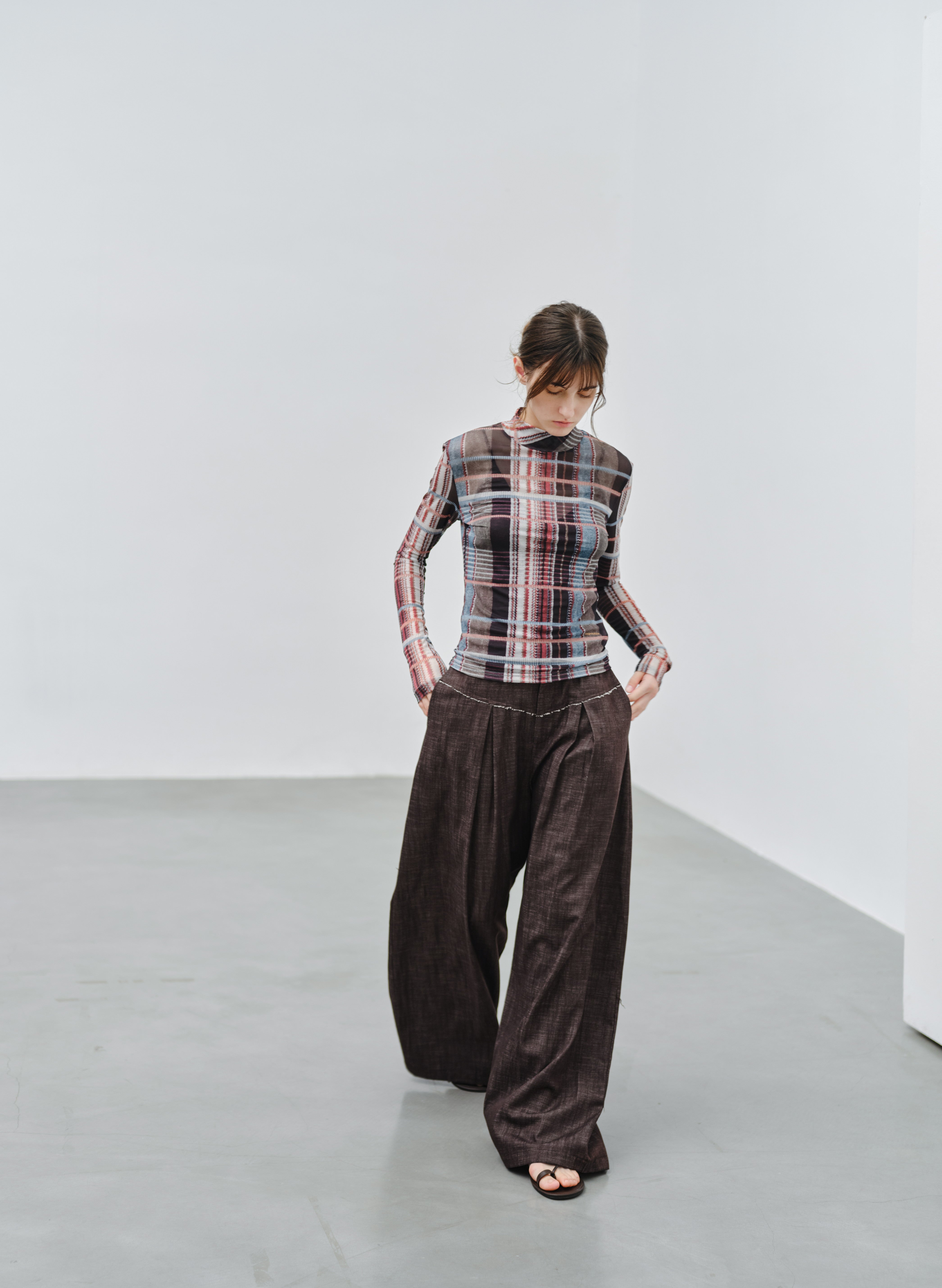WAVE CHECK SHEER TOP