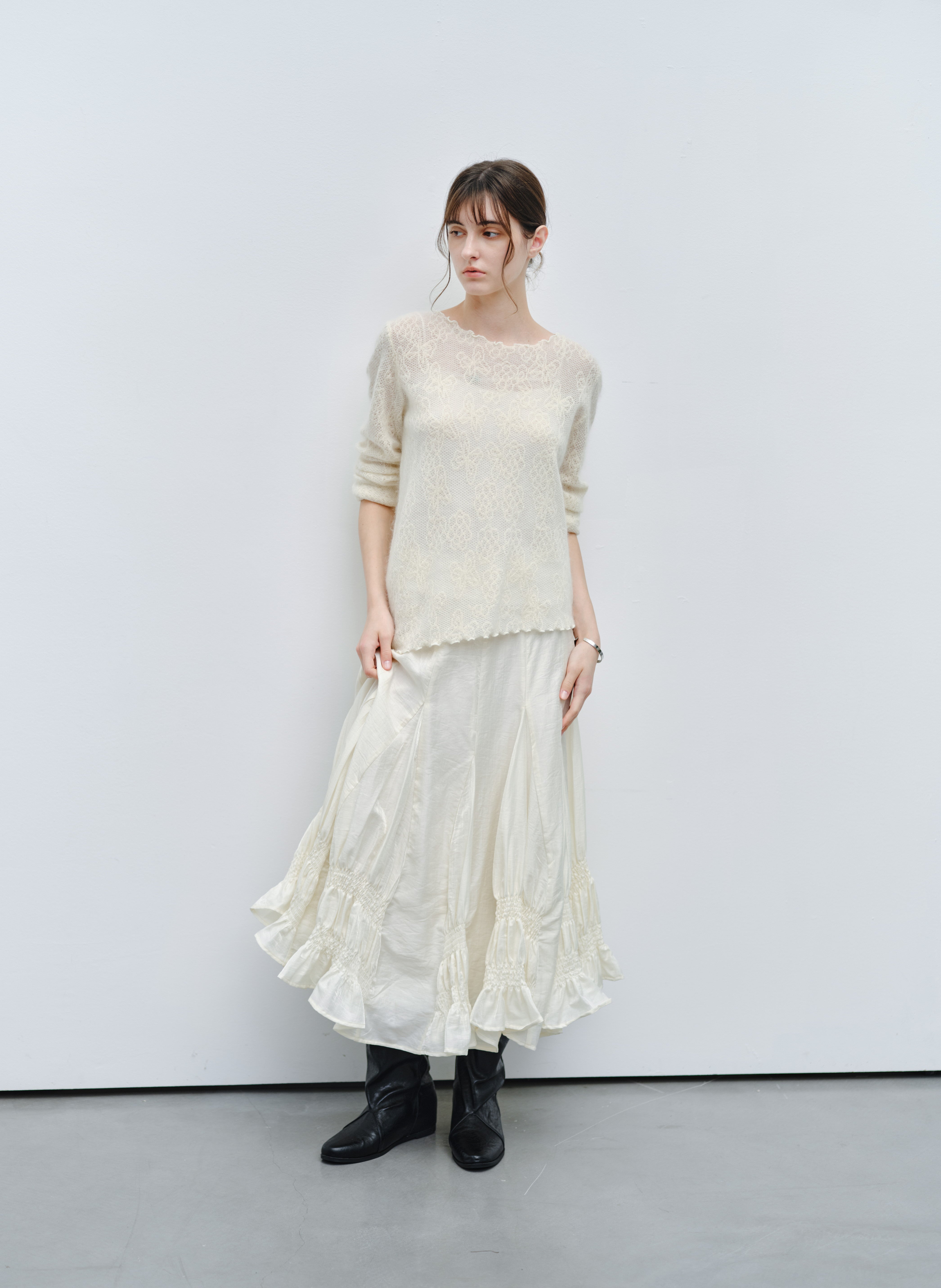 GATHER RUFFLE DESIGN SKIRT