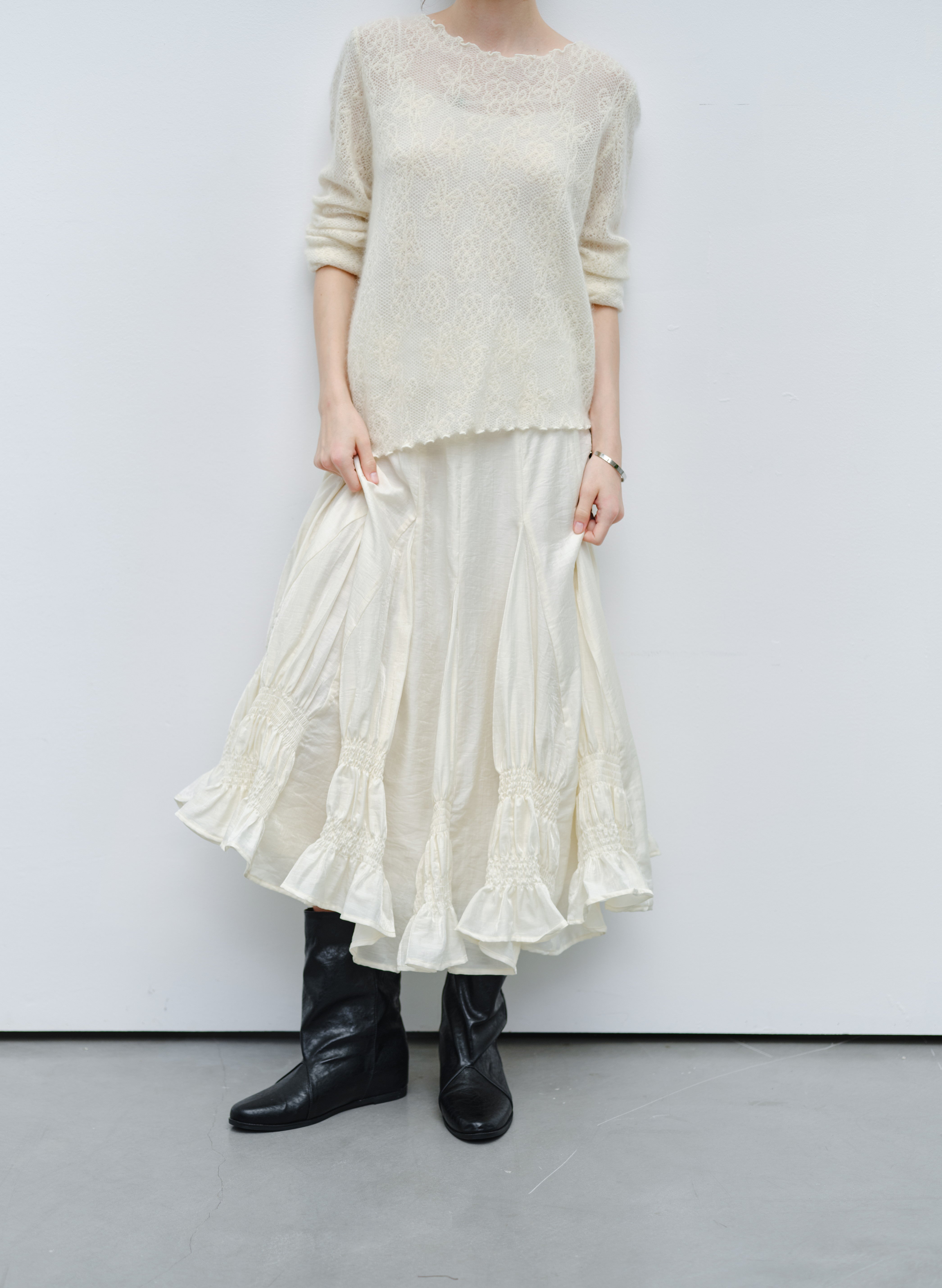 GATHER RUFFLE DESIGN SKIRT