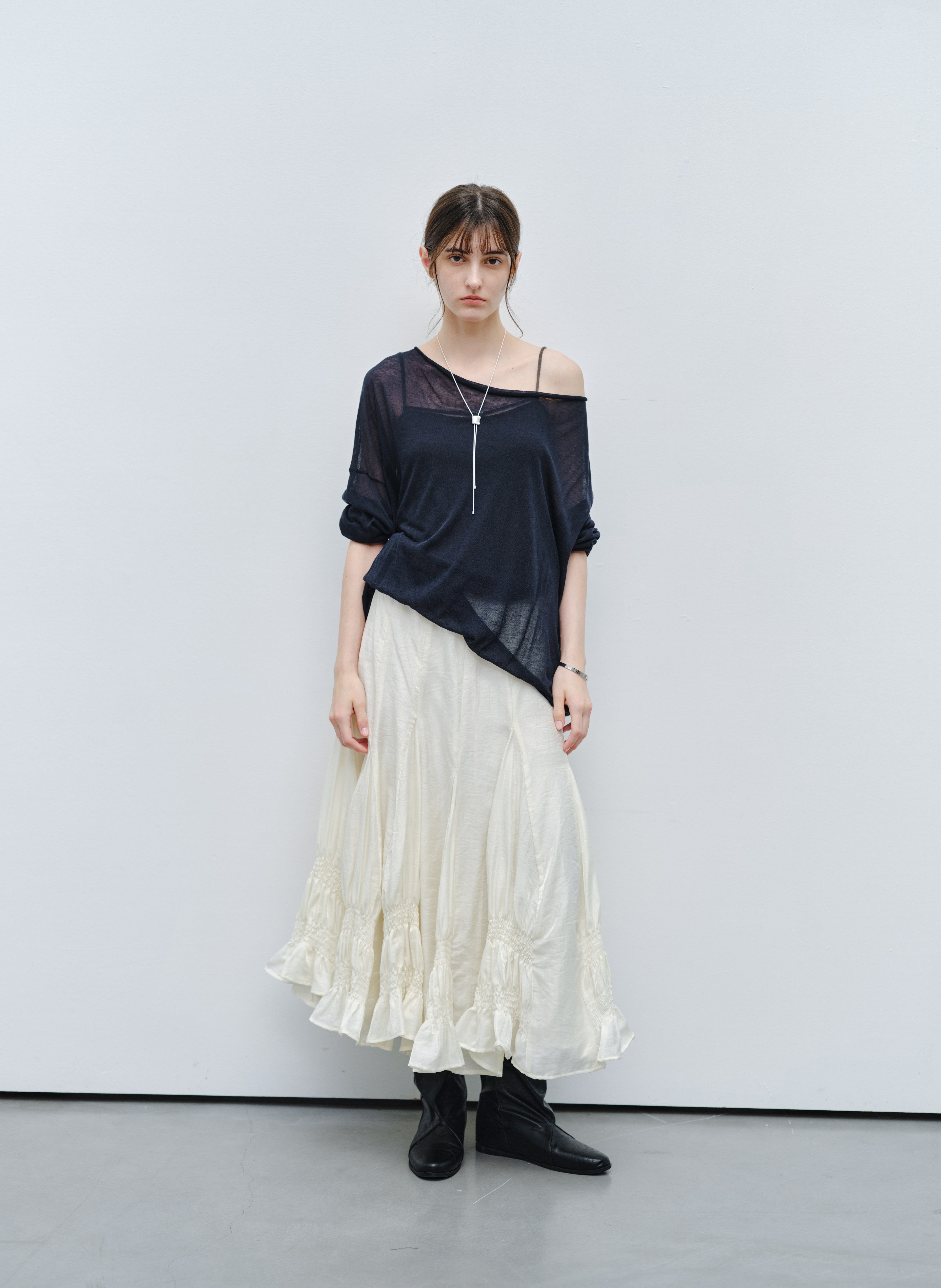 GATHER RUFFLE DESIGN SKIRT