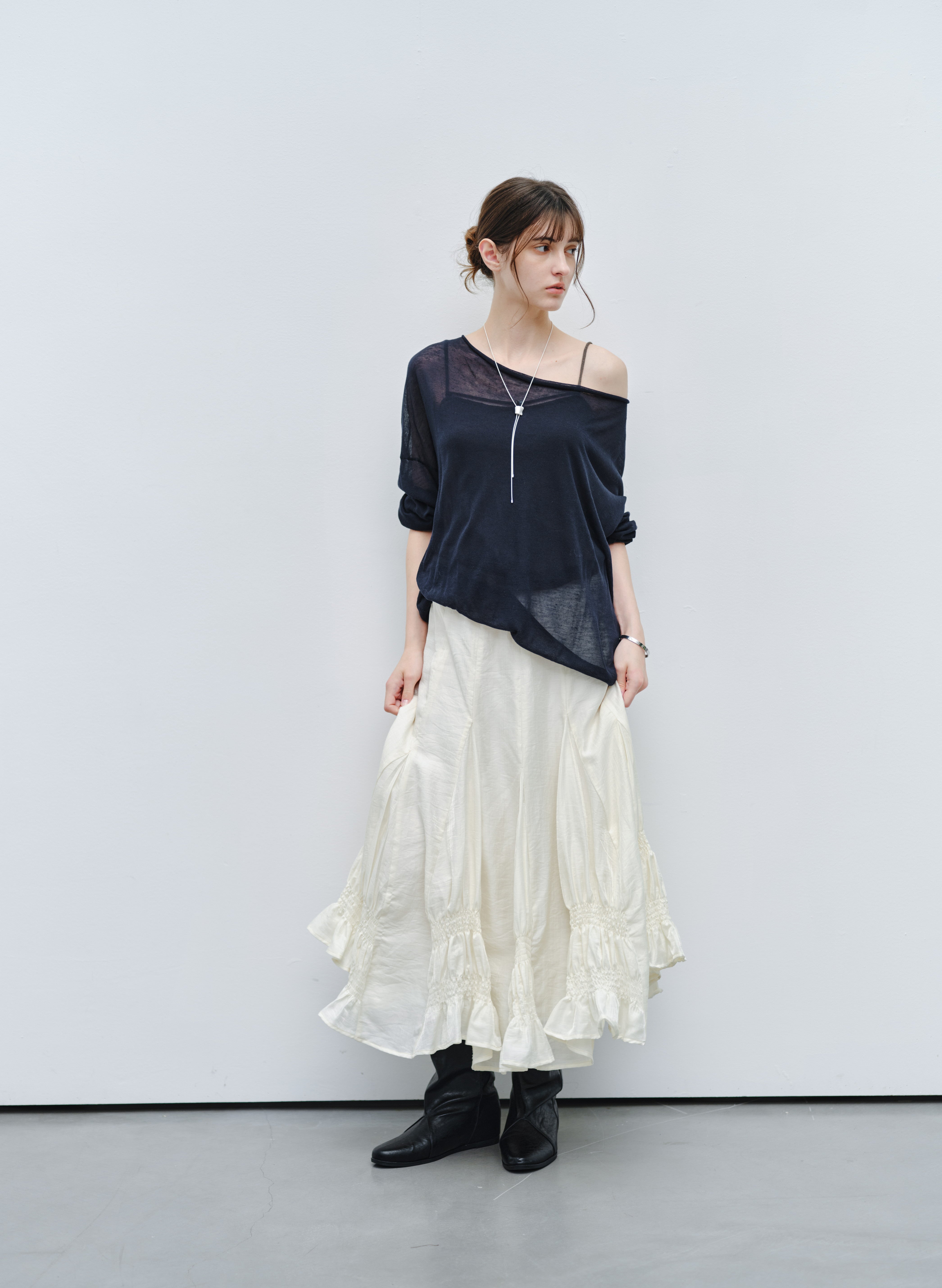 GATHER RUFFLE DESIGN SKIRT