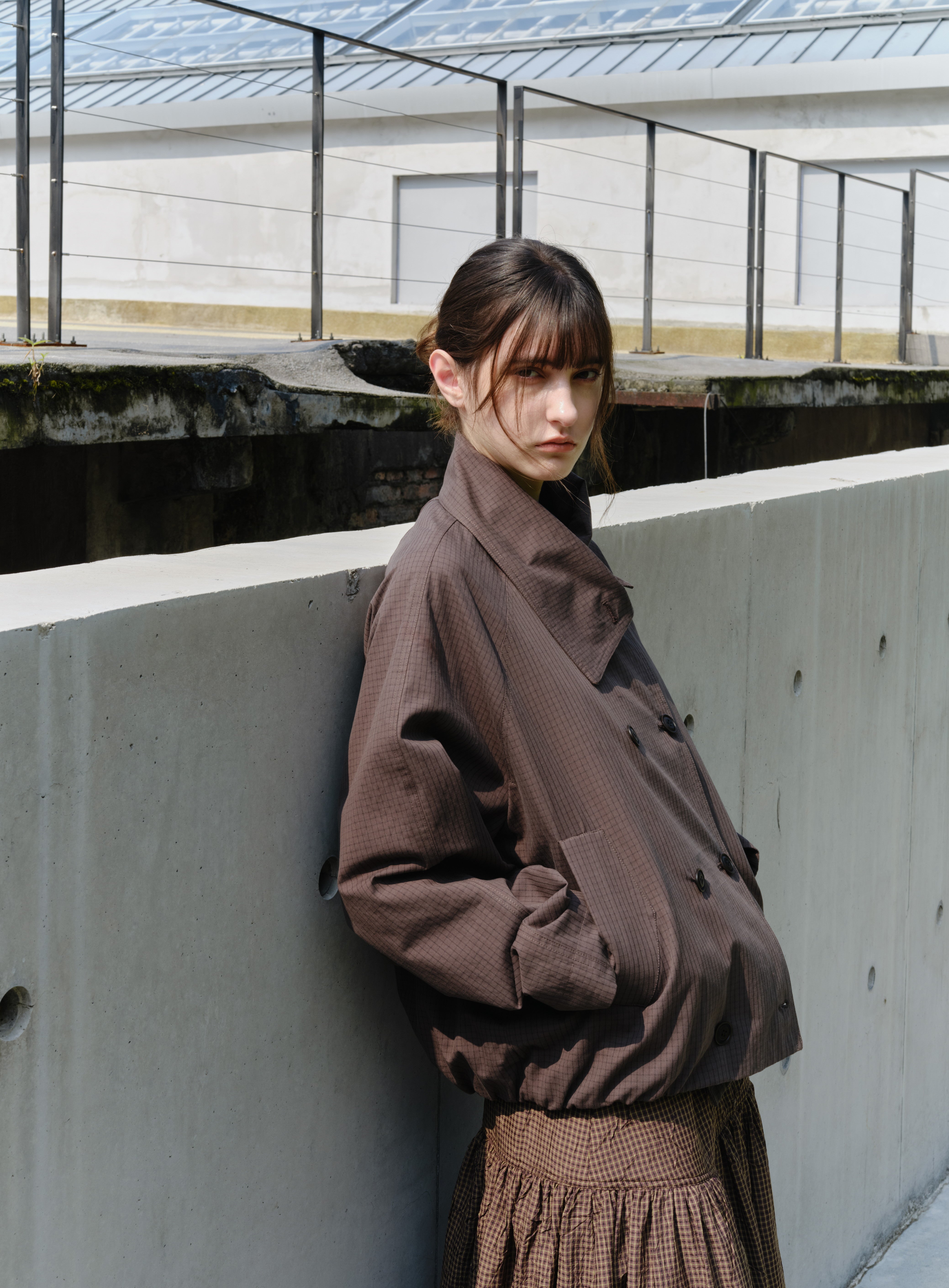 WRAP LAPEL SHORT TRENCH