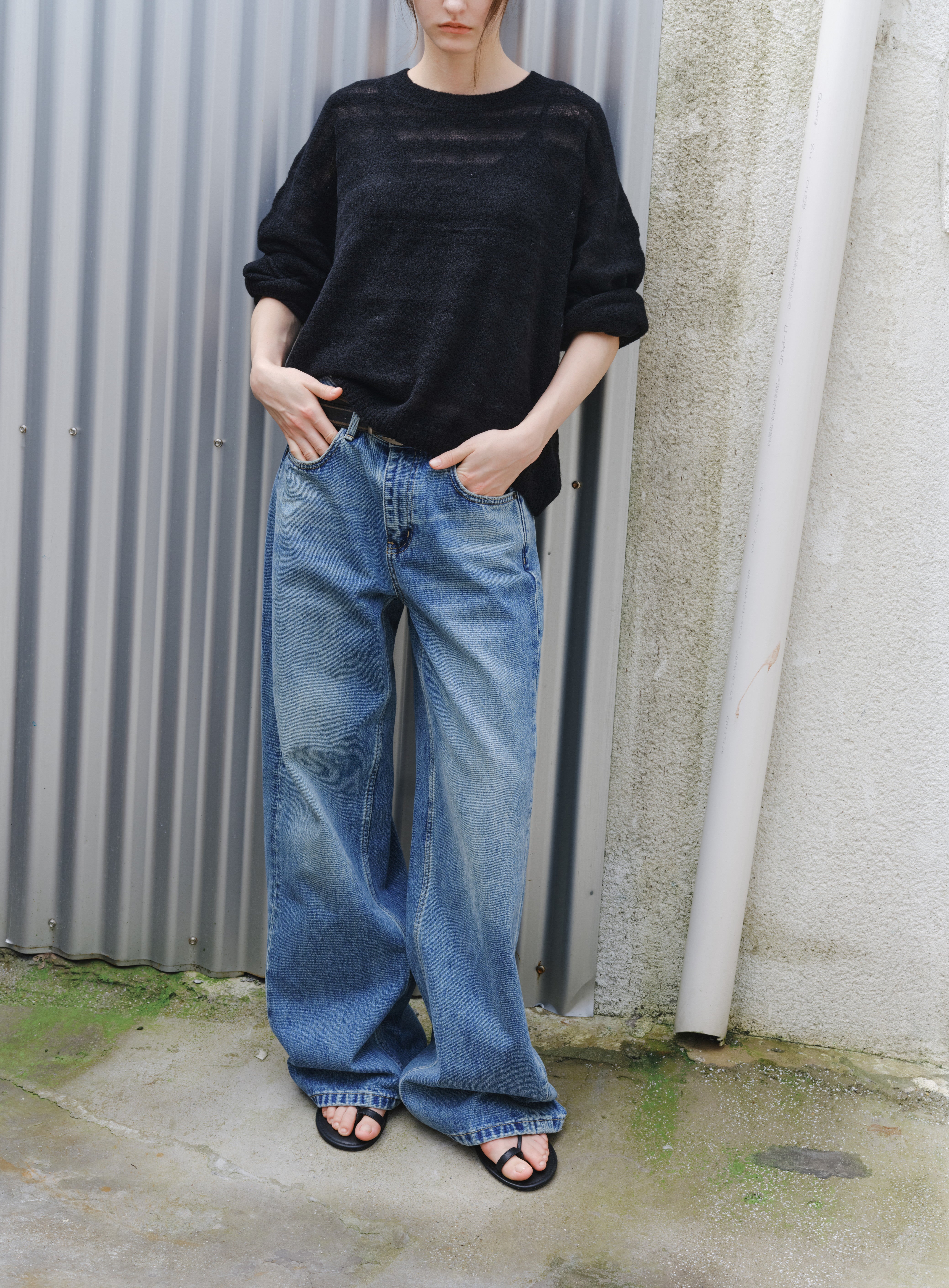 WASHED BLUE BASIC JEANS