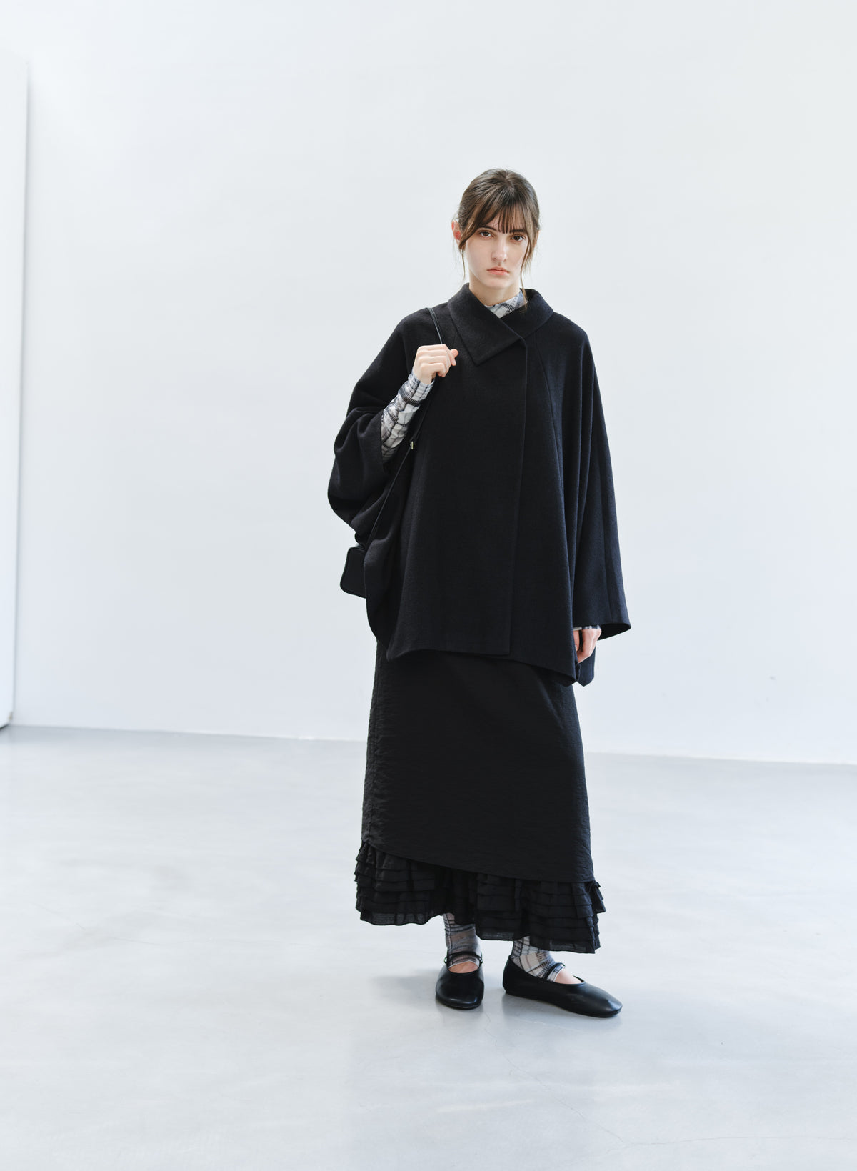 CLASSIC CAPE FLARE COAT