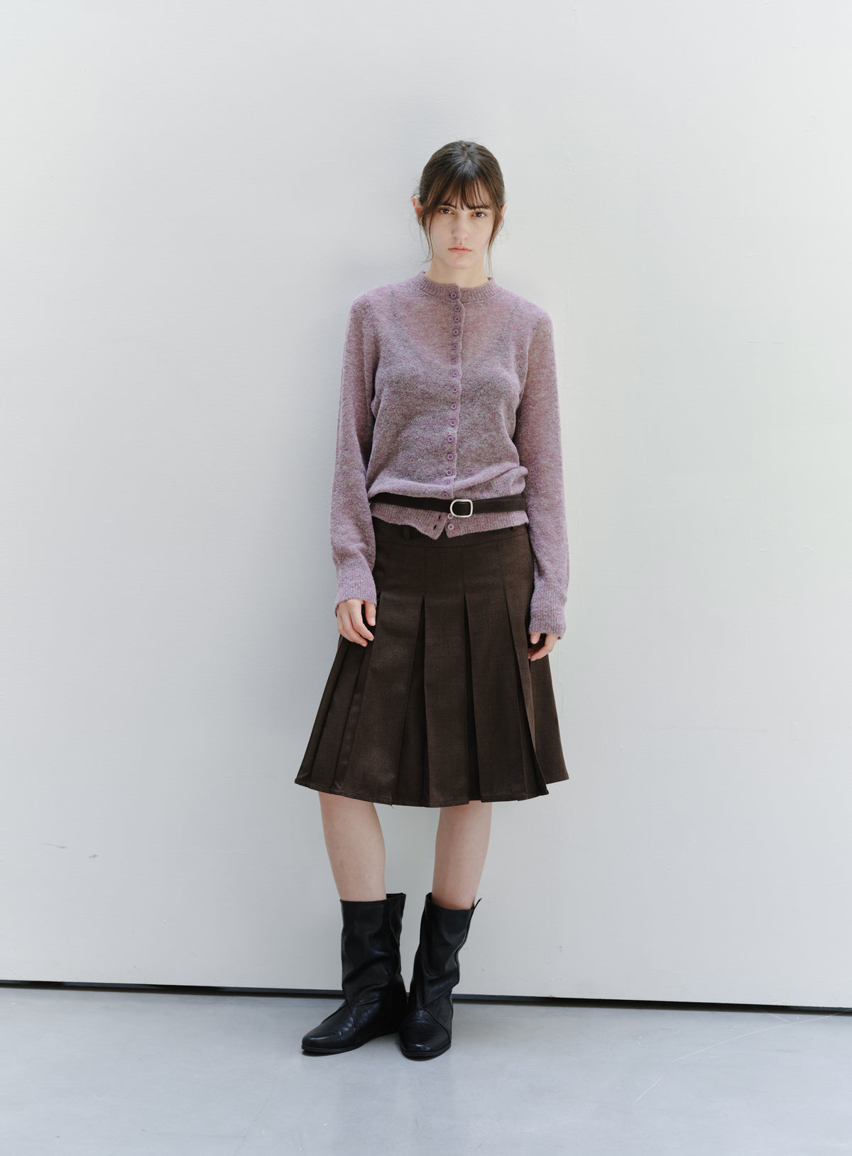 BACK LEATHER PLEATED SKIRT