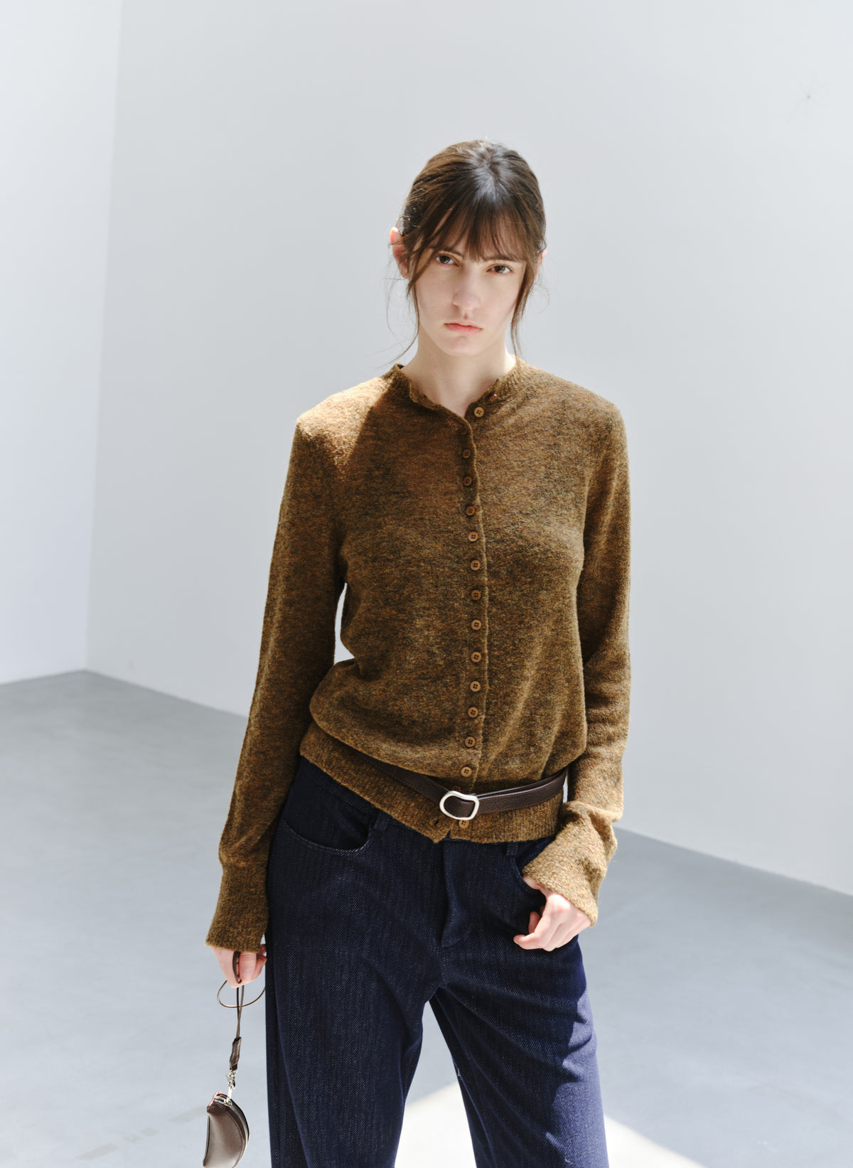 MULTI BUTTON COLOR SWEATER