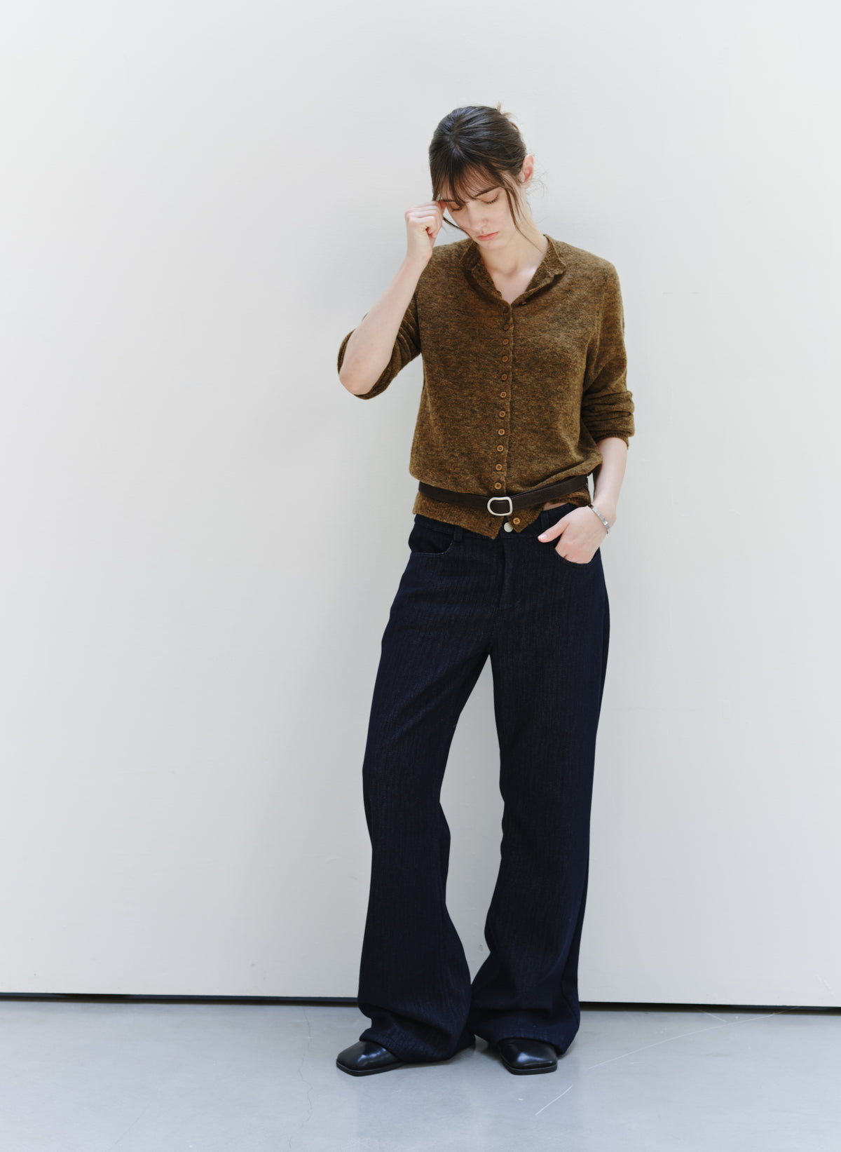 MULTI BUTTON COLOR SWEATER