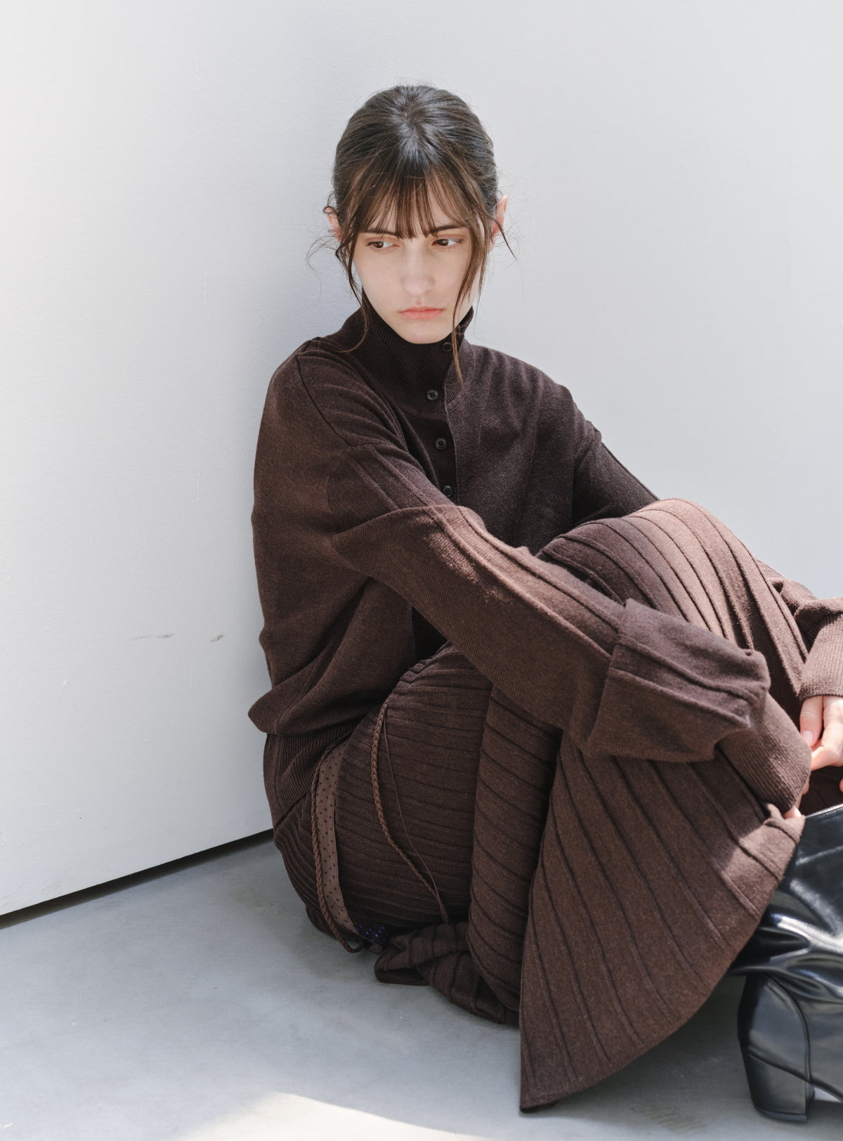 DRAPE PLEATED KNIT SKIRT