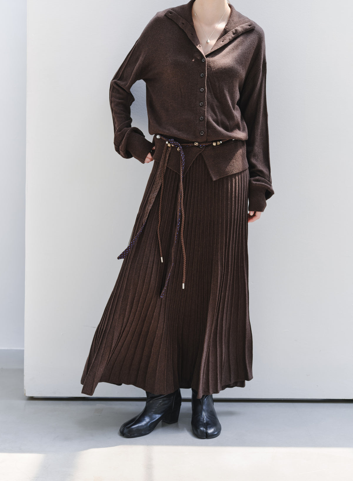 DRAPE PLEATED KNIT SKIRT
