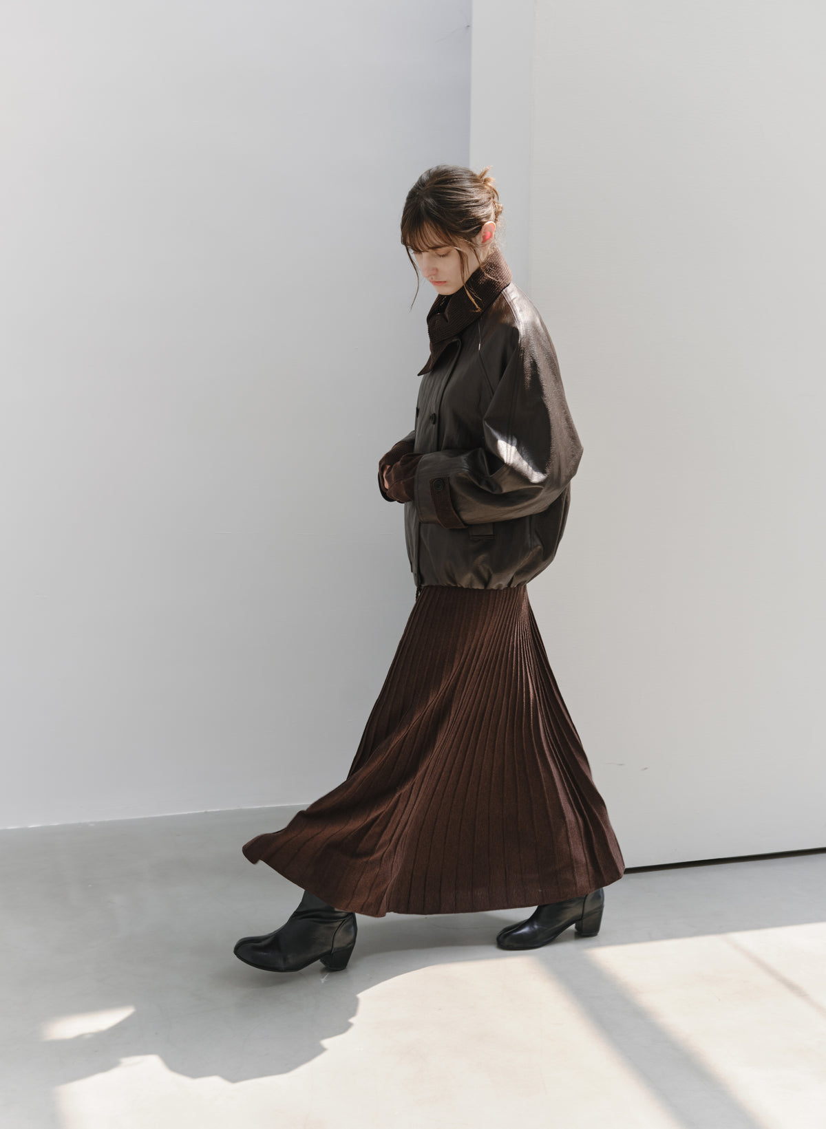 DRAPE PLEATED KNIT SKIRT