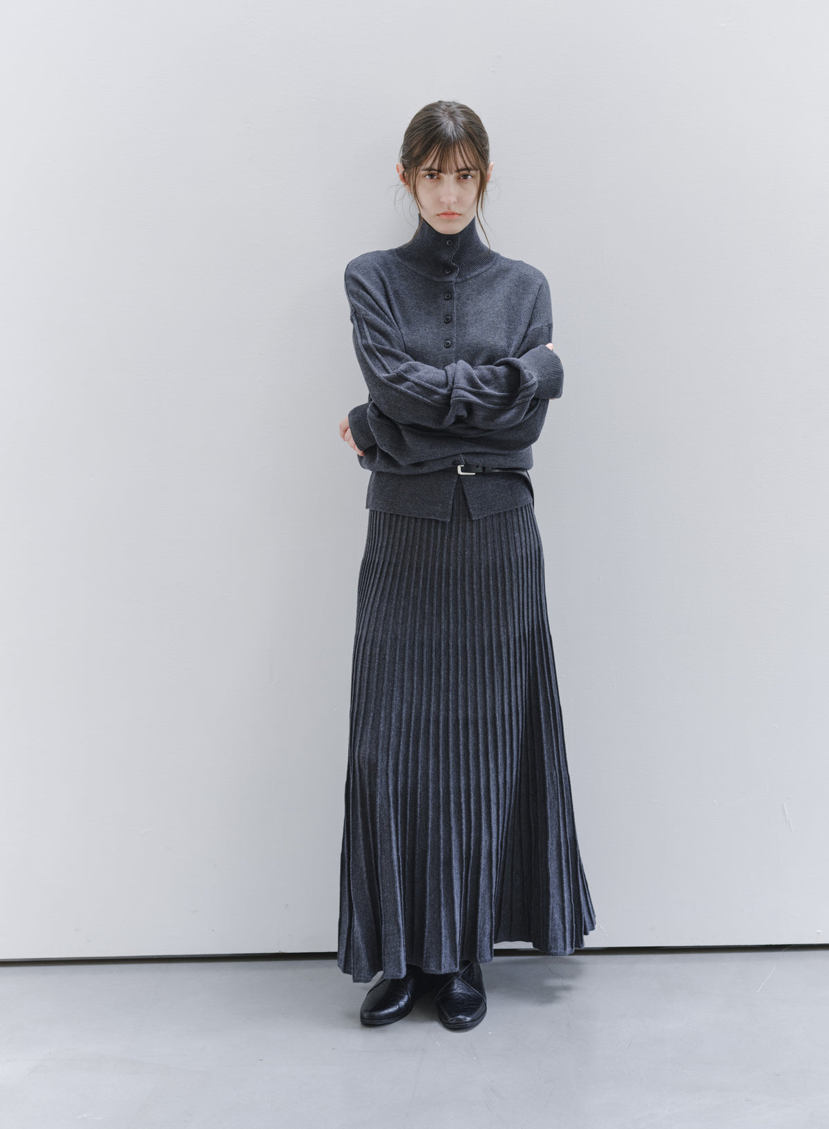DRAPE PLEATED KNIT SKIRT