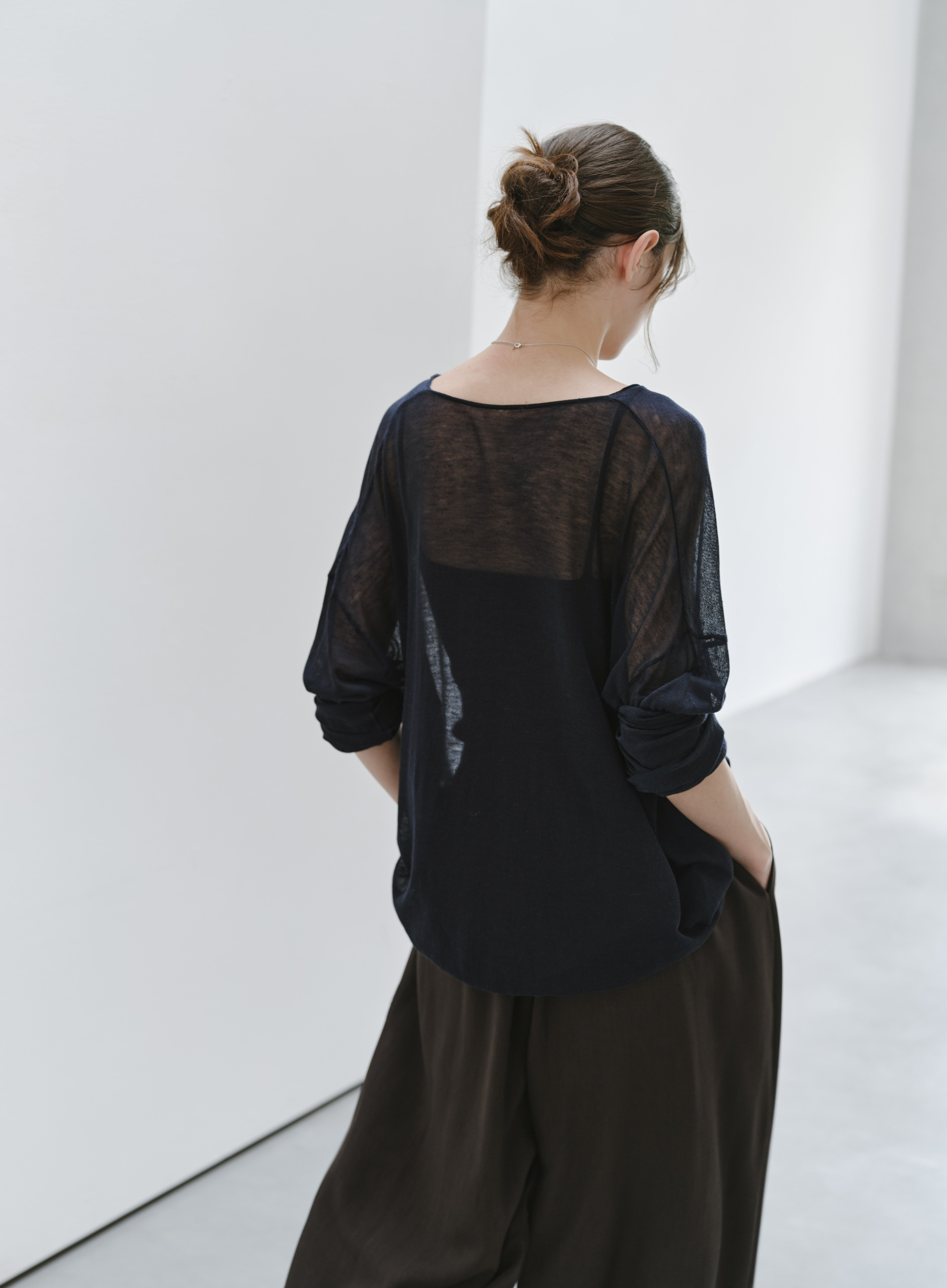 SHEER DRAPE SOFT TOP