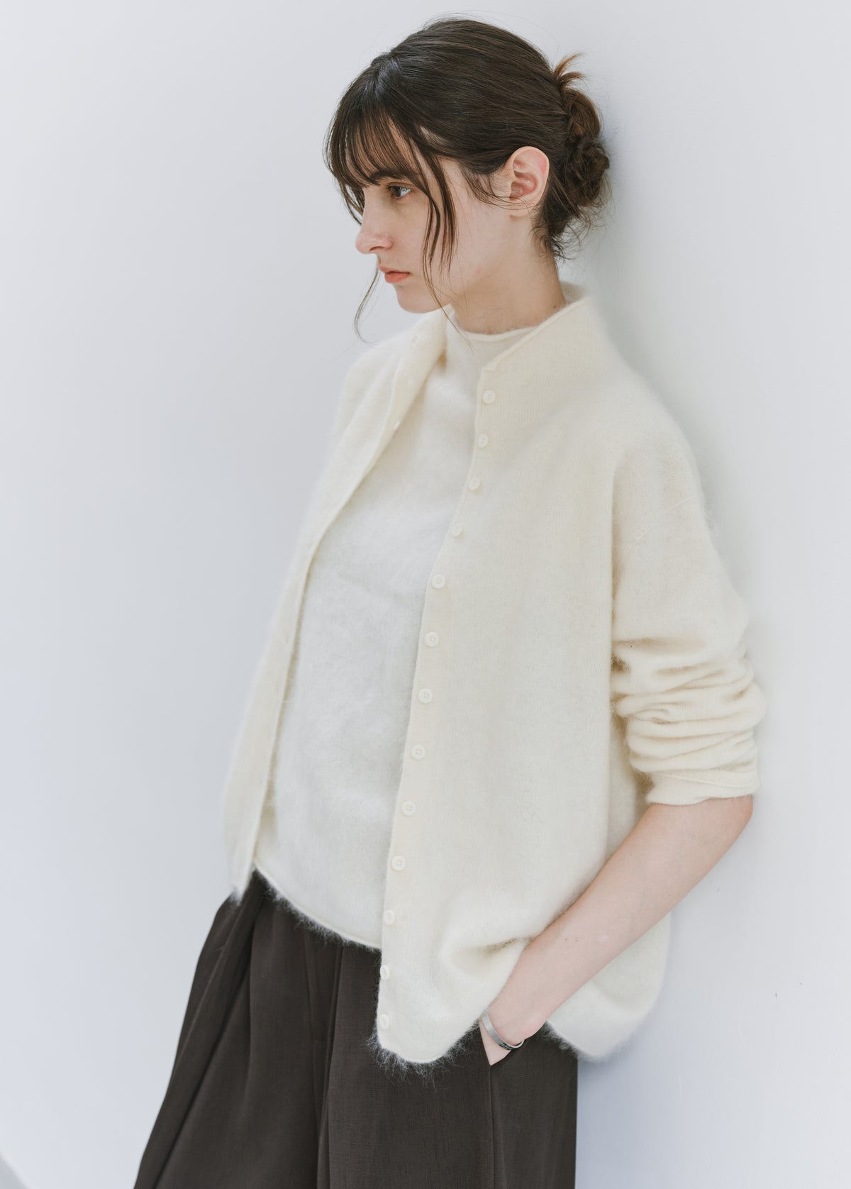 ROLL HEM SLEEVELESS WOOL TOP