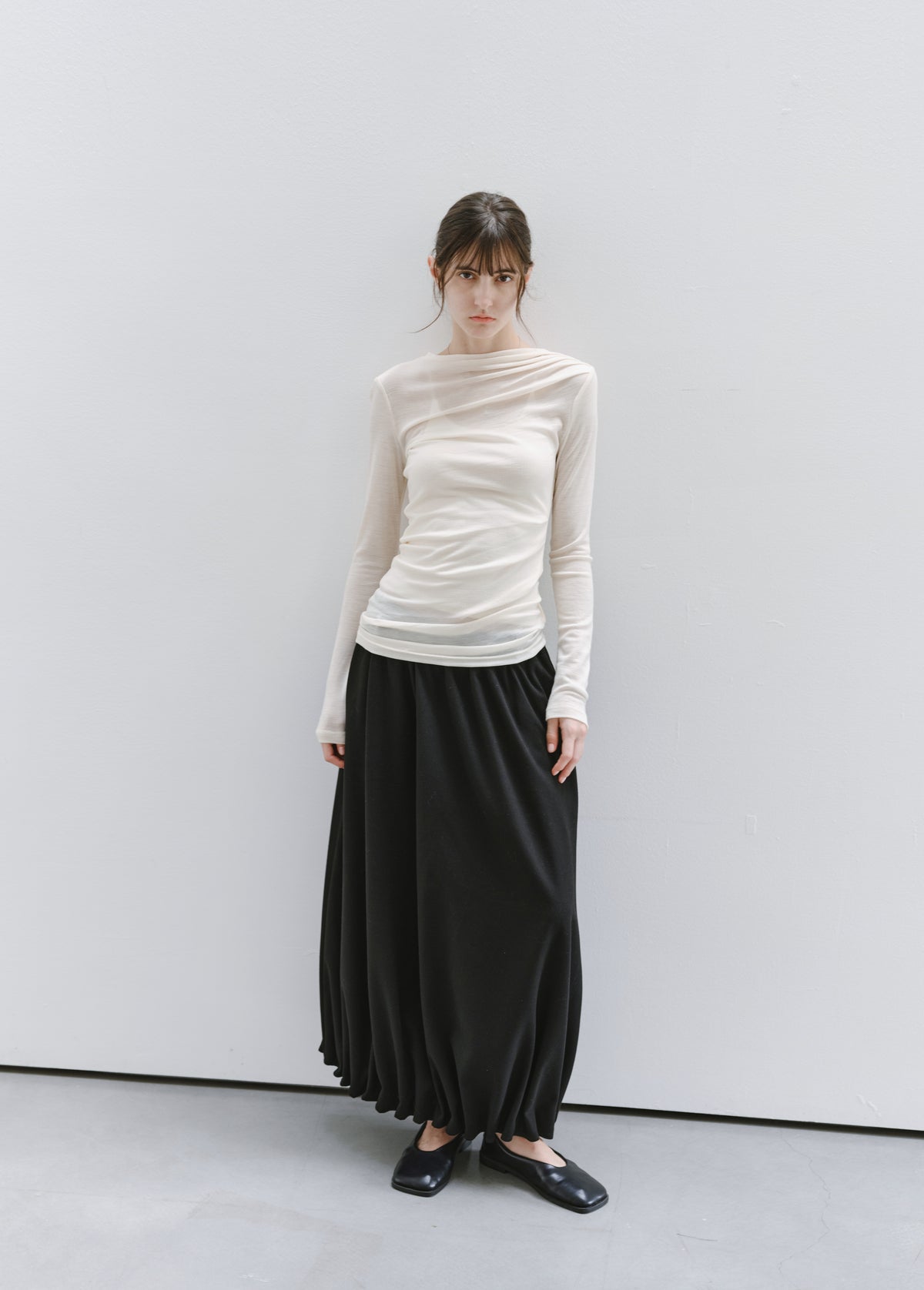 GATHER HEM DRAPE SKIRT