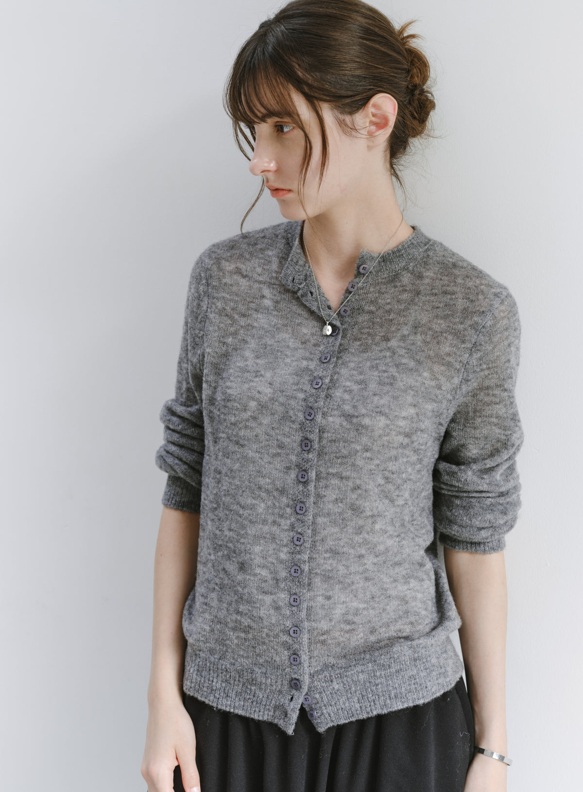 MULTI BUTTON COLOR SWEATER