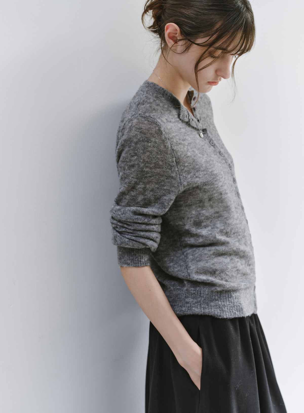 MULTI BUTTON COLOR SWEATER
