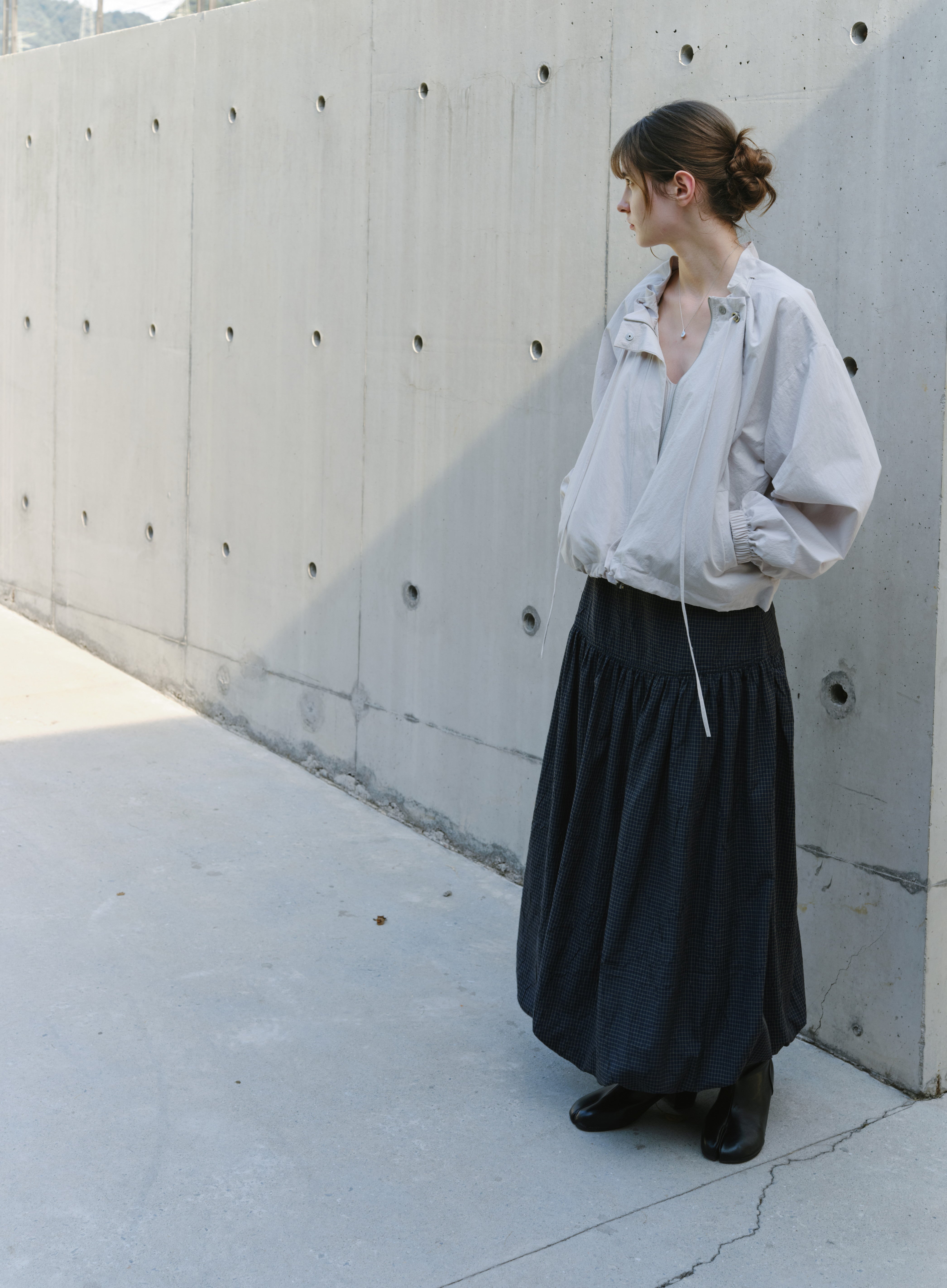 GATHER NECK SHORT BLOUSON
