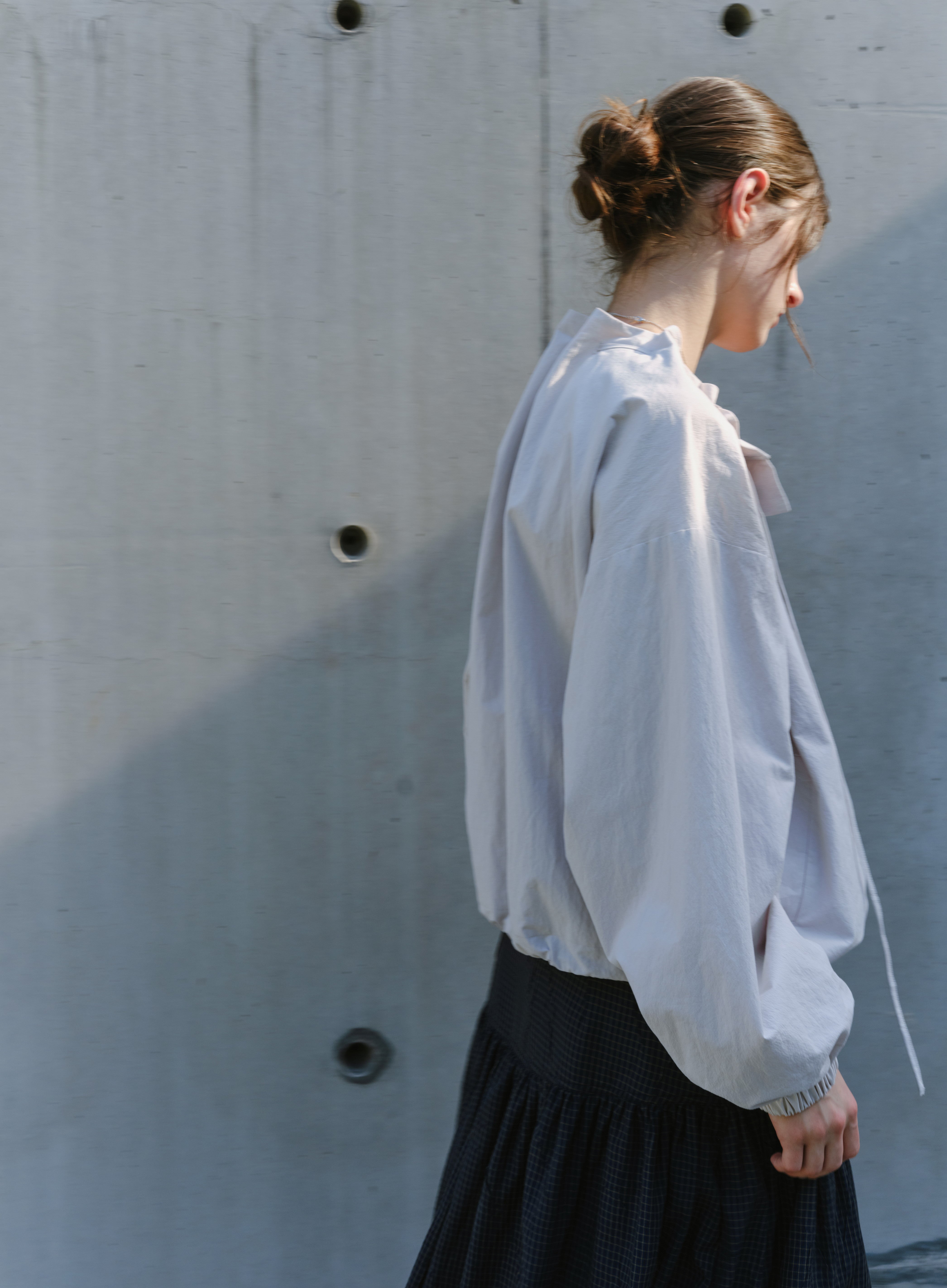 GATHER NECK SHORT BLOUSON