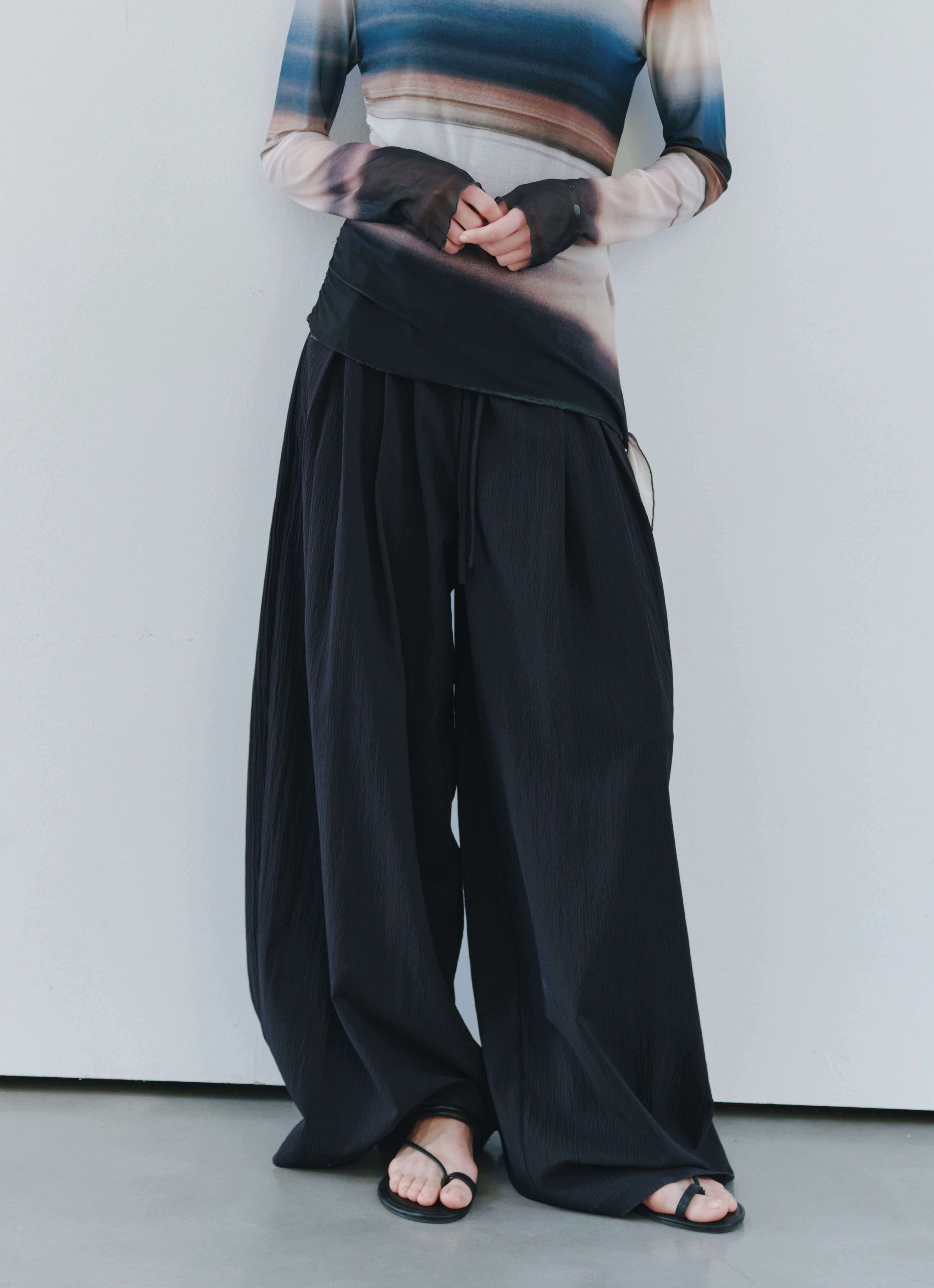 SEERSUCKER WIDE PANTS / シアサッカーワイドパンツ
