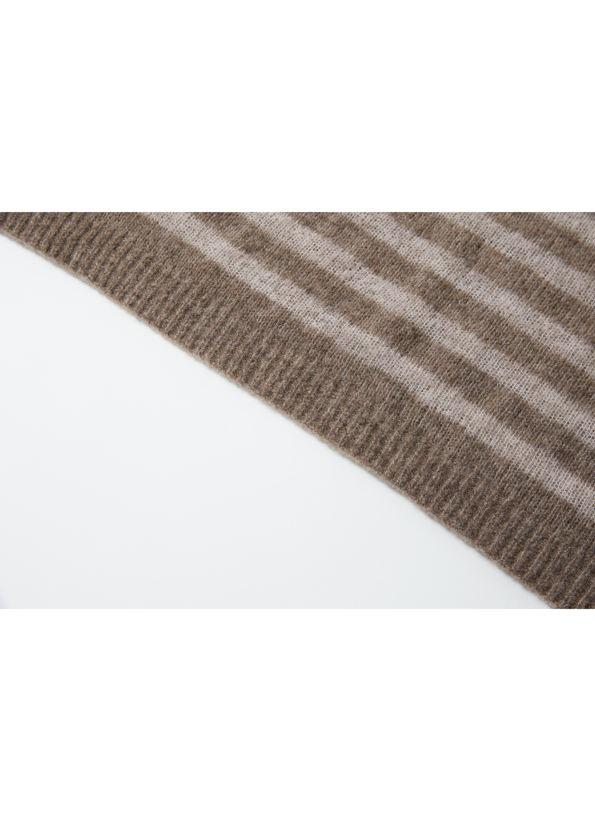 COLOR STRIPE LOOSE SWEATER