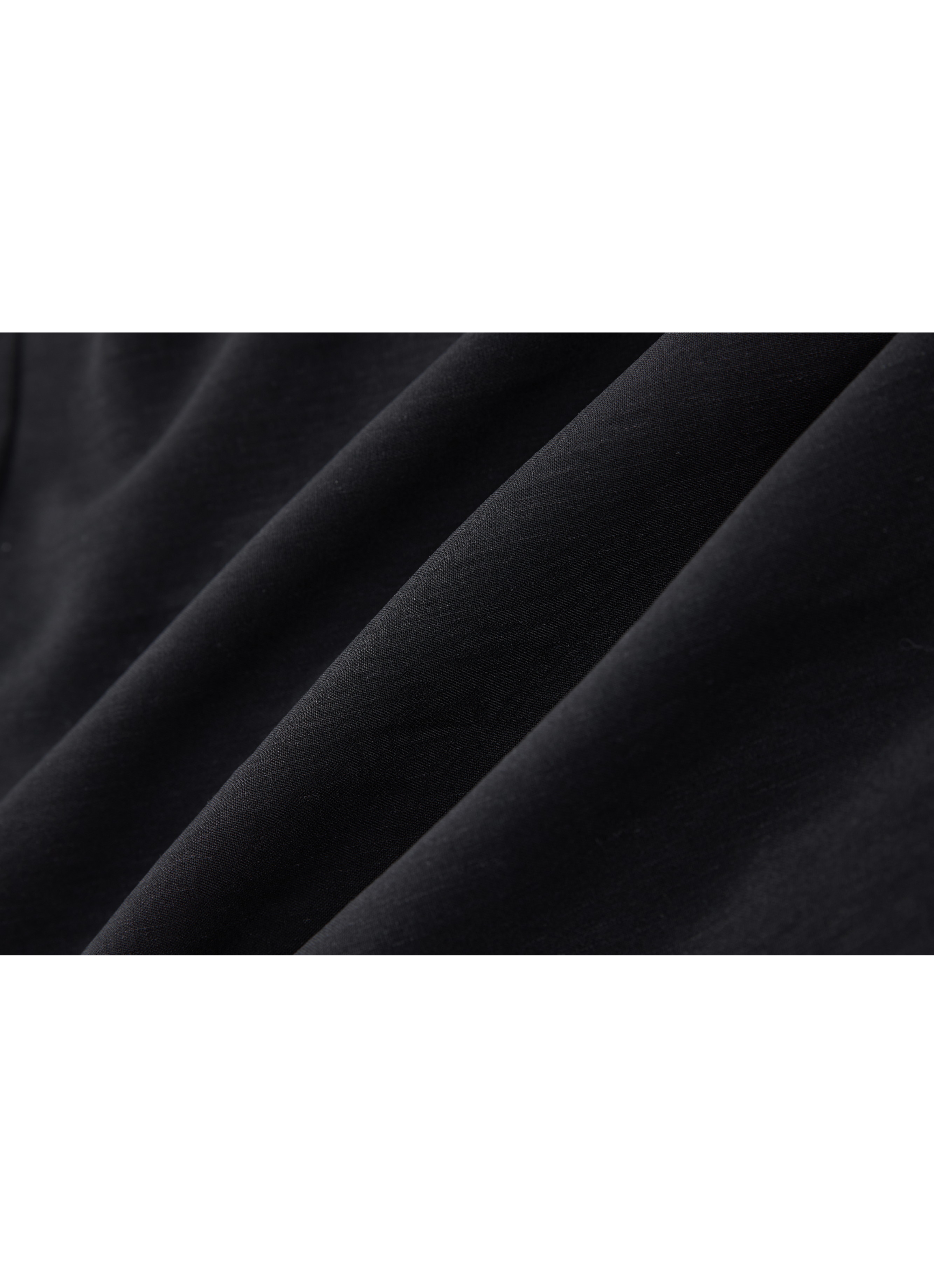 BUBBLE PLEAT DOCKING DRESS