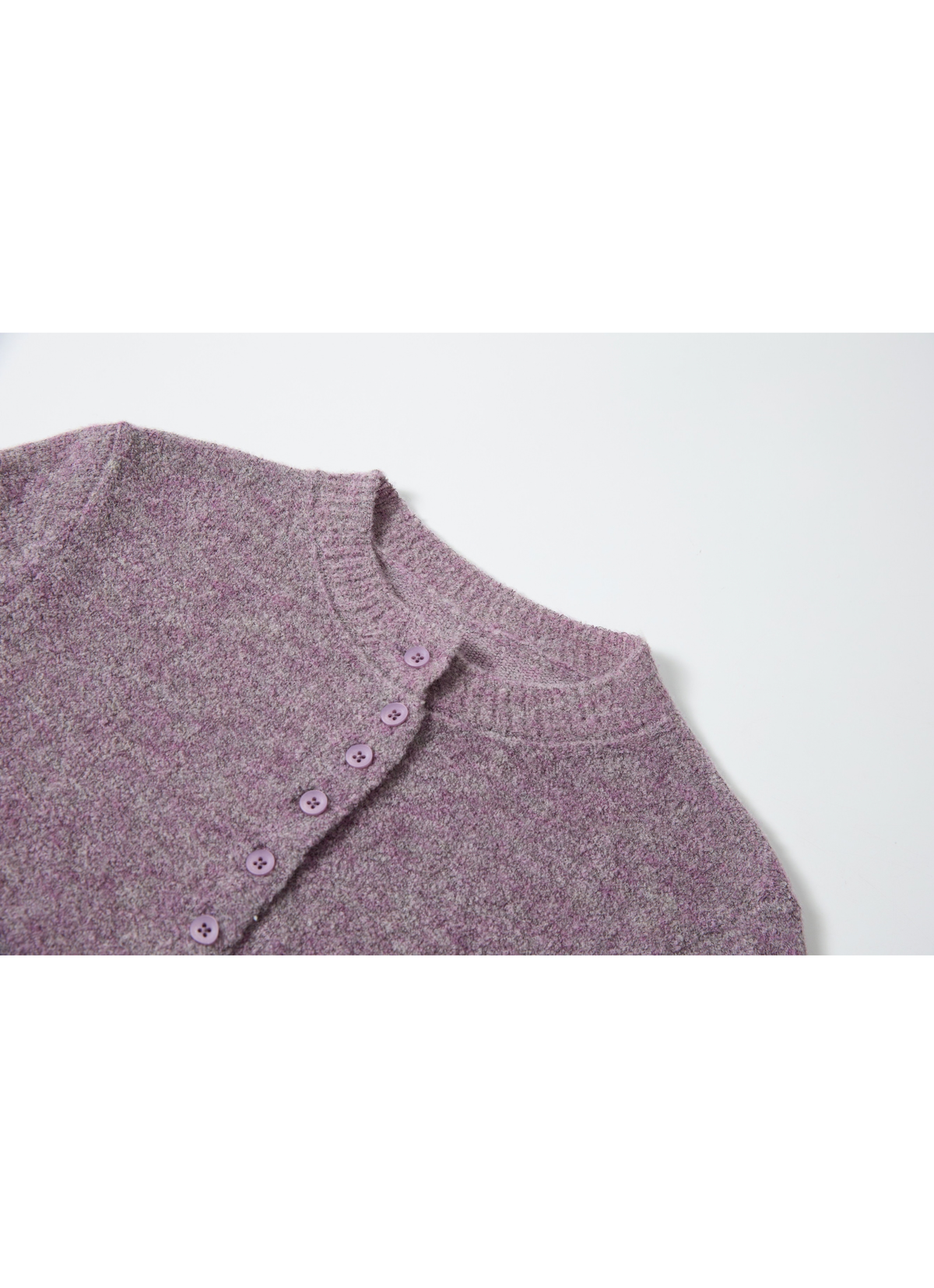 MULTI BUTTON COLOR SWEATER