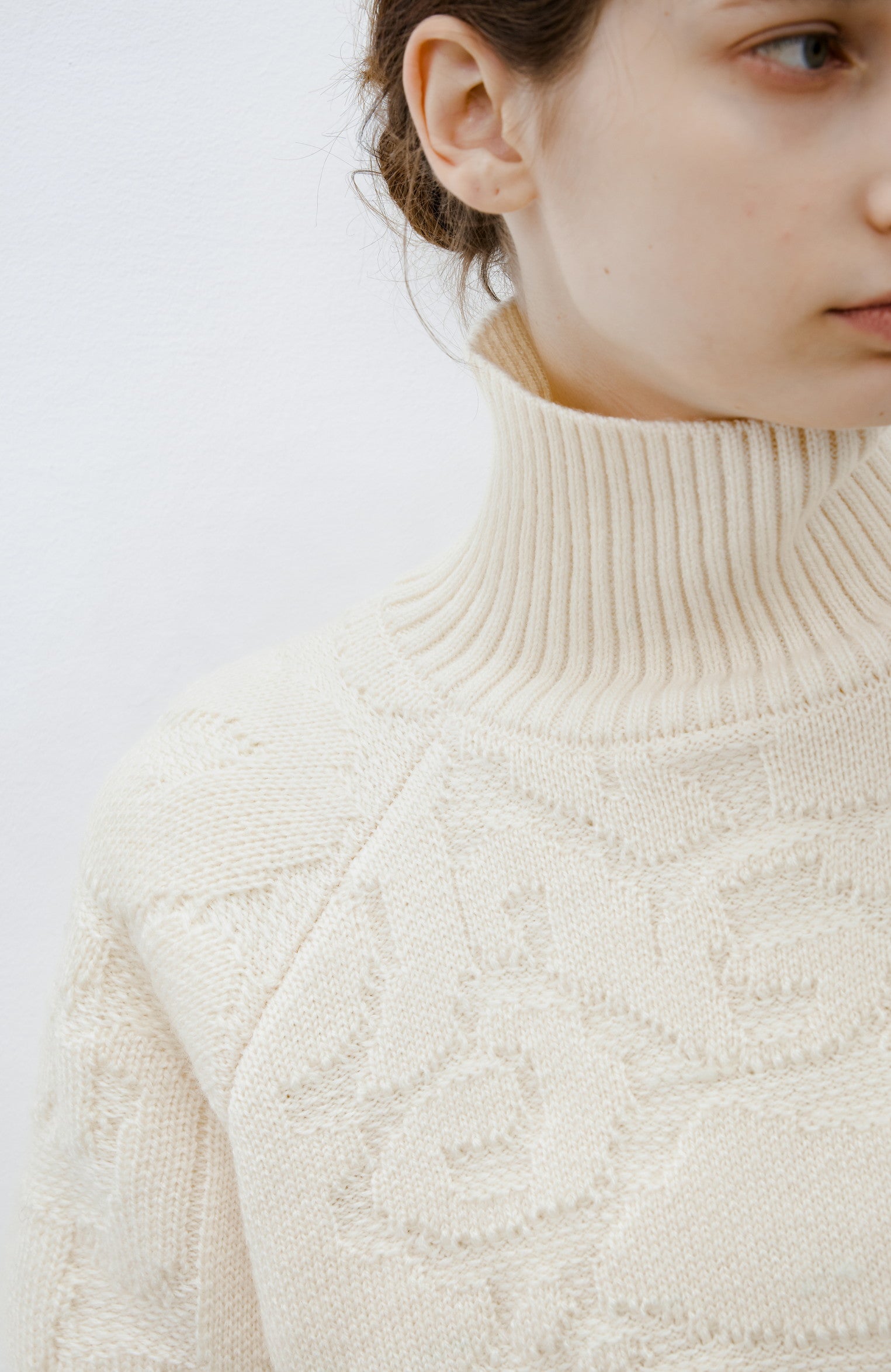 HIGH NECK SWIRL JACQUARD KNIT / ハイネックスワールジャガードニット