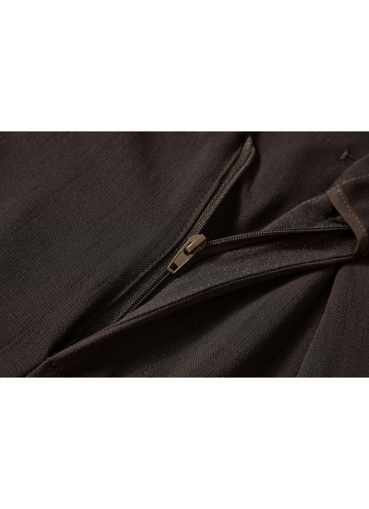 TUCK HEM DRAPE SLACKS